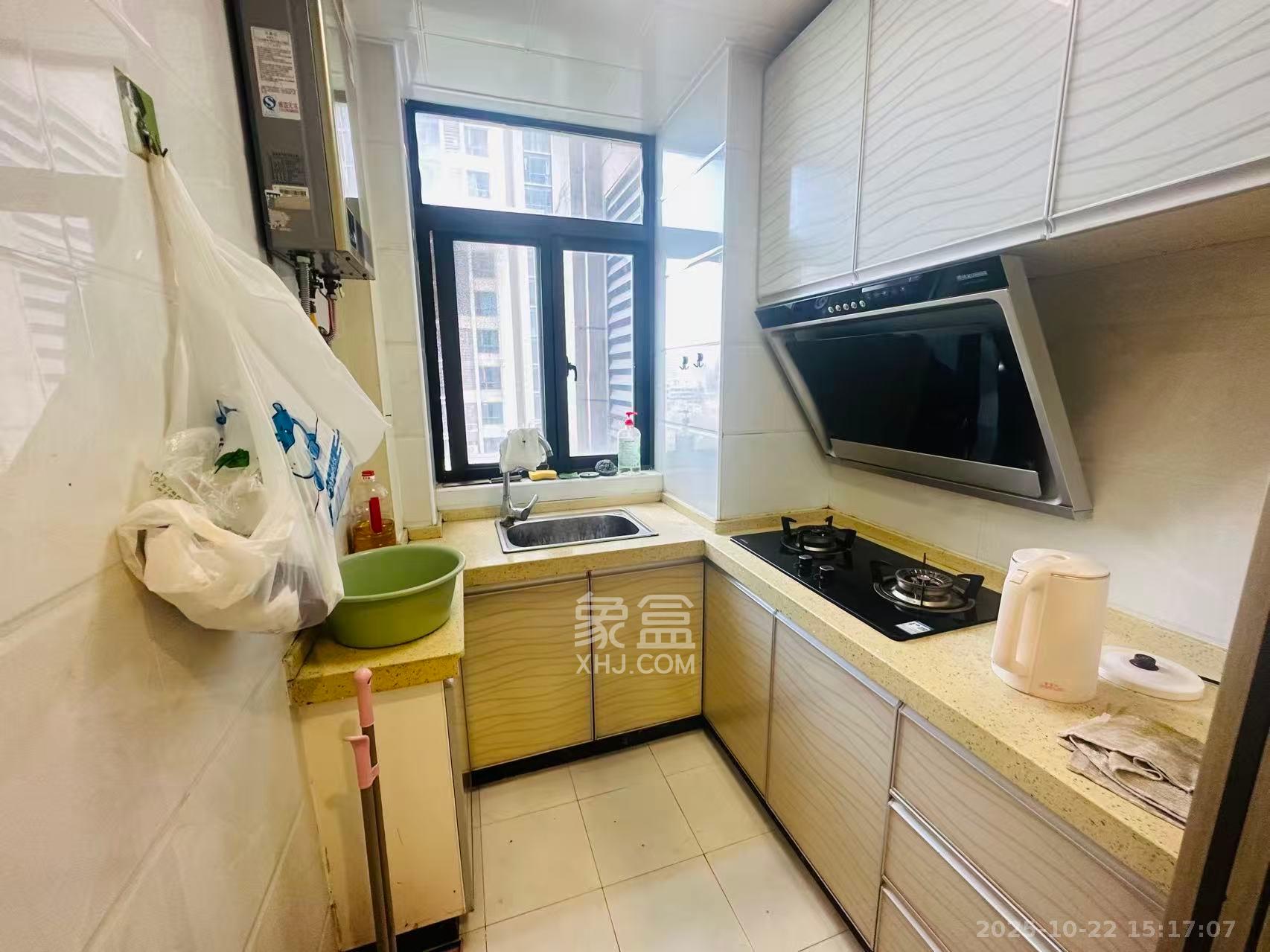 天下一家  1室1厅1卫    1450.0元/月 天下一家  1室1厅1卫    1450.0元/月室内图