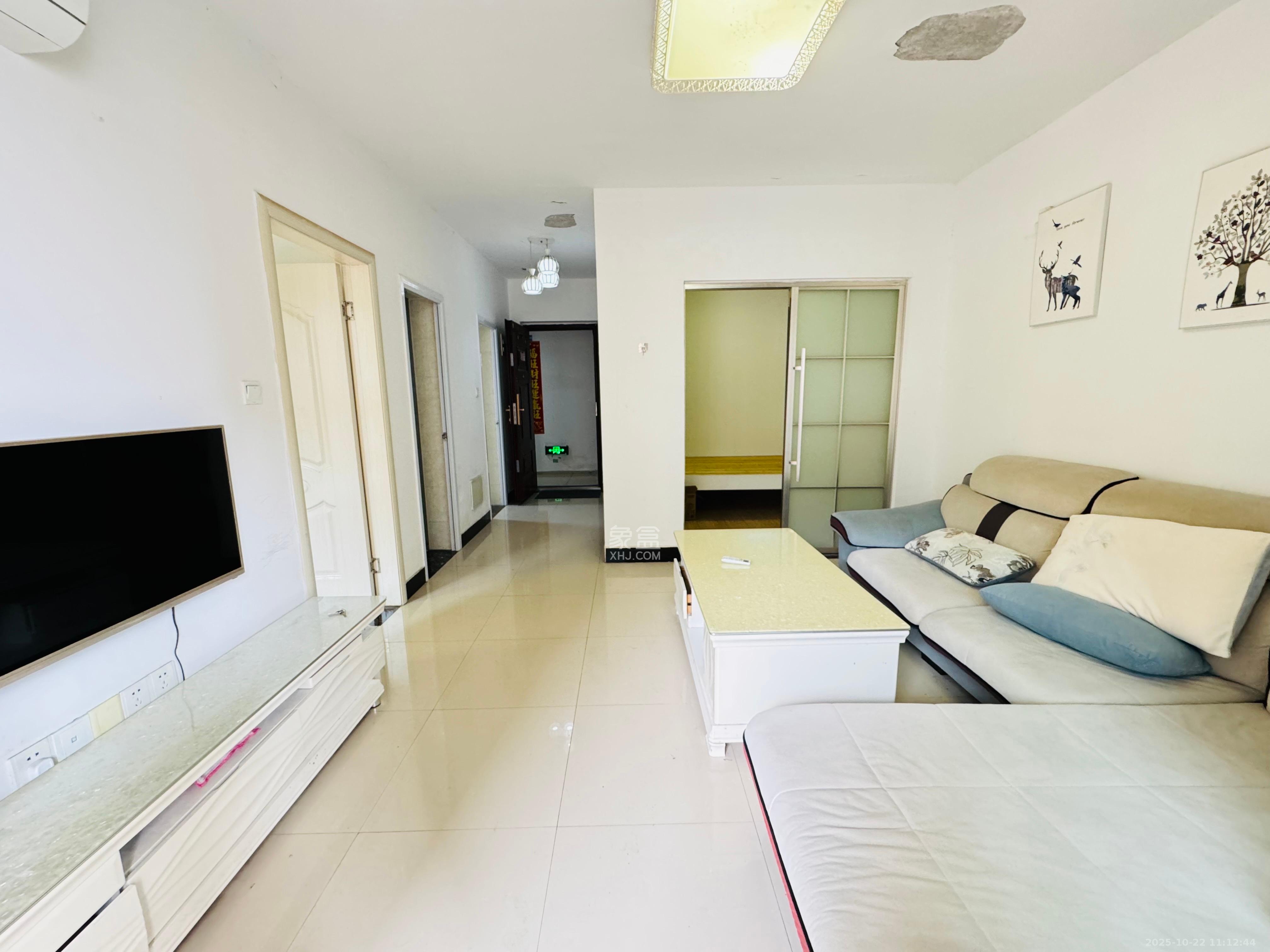 协信星澜汇 2室2厅1卫 2400.0元/月 协信星澜汇 2室2厅1卫 2400.0元/月室内图