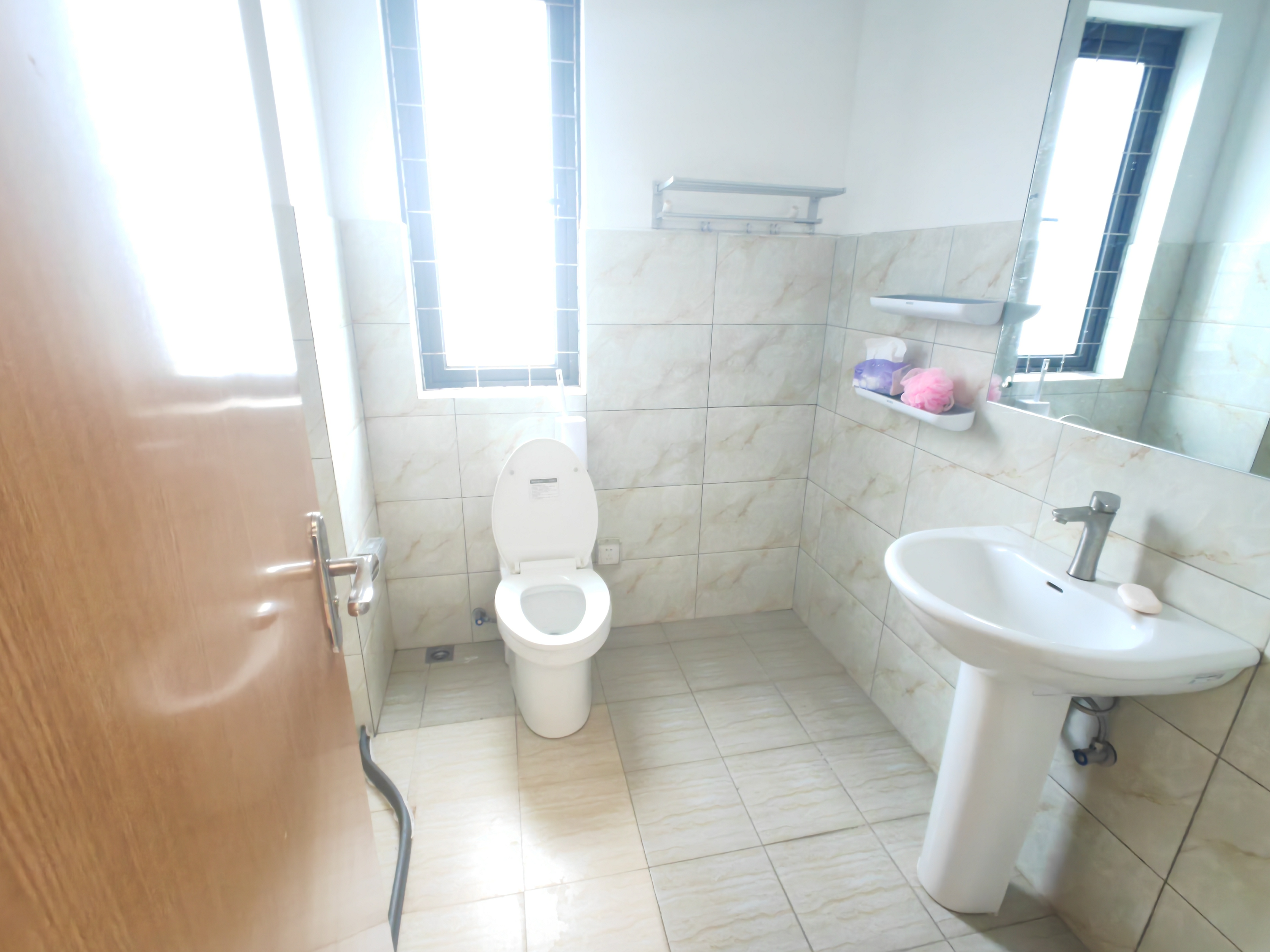 融创海口一号 3室2厅2卫 3700.0元/月 融创海口一号 3室2厅2卫 3700.0元/月室内图