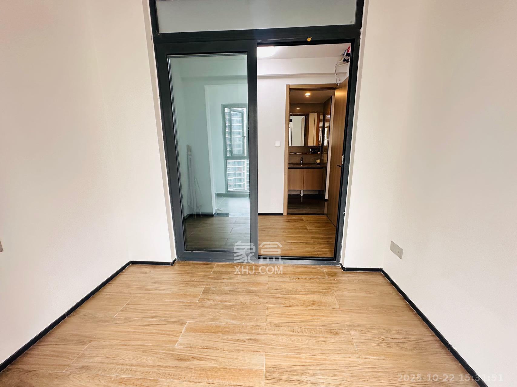 中海星樾府 3室2厅2卫 3600.0元/月 中海星樾府 3室2厅2卫 3600.0元/月室内图