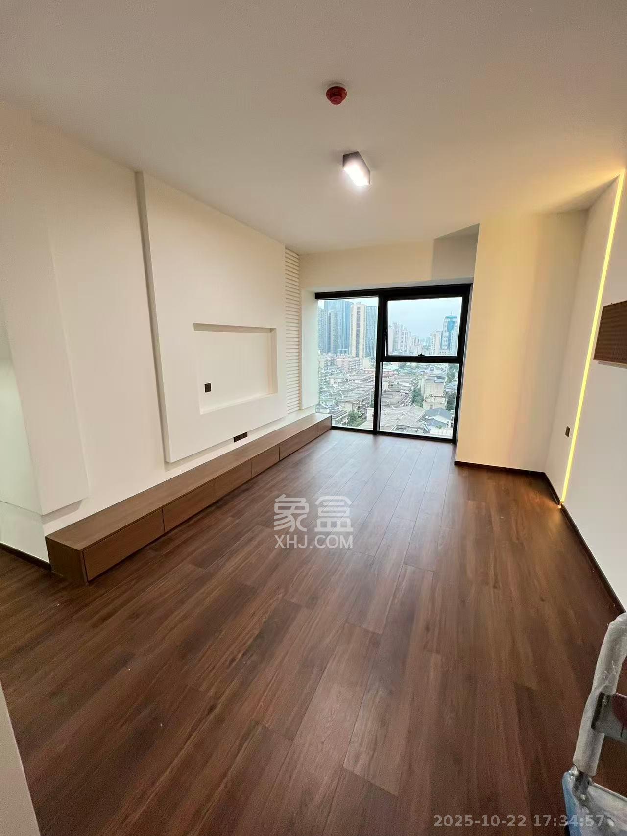 华润置地中心  2室1厅1卫    4500.0元/月室内图