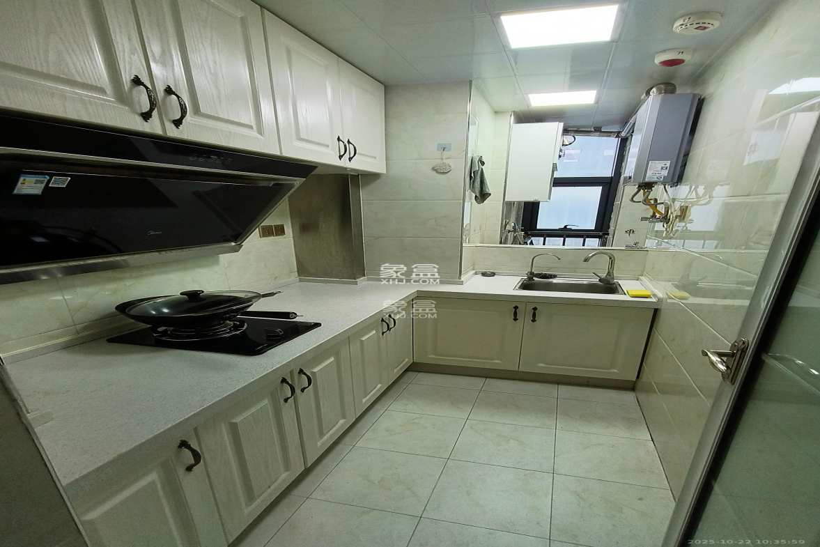 第六都(陆都小区) 1室1厅1卫 1700.0元/月 第六都(陆都小区) 1室1厅1卫 1700.0元/月室内图