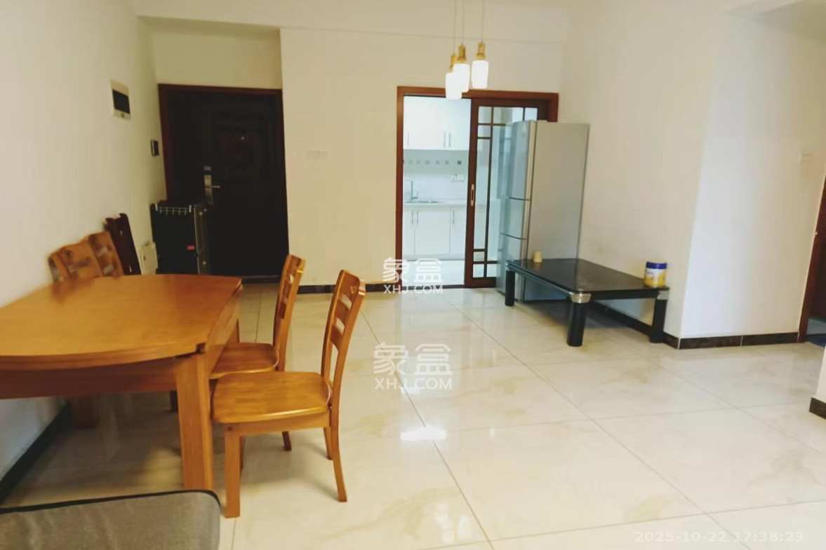 辉煌国际城二期 2室2厅1卫 2200.0元/月 辉煌国际城二期 2室2厅1卫 2200.0元/月室内图