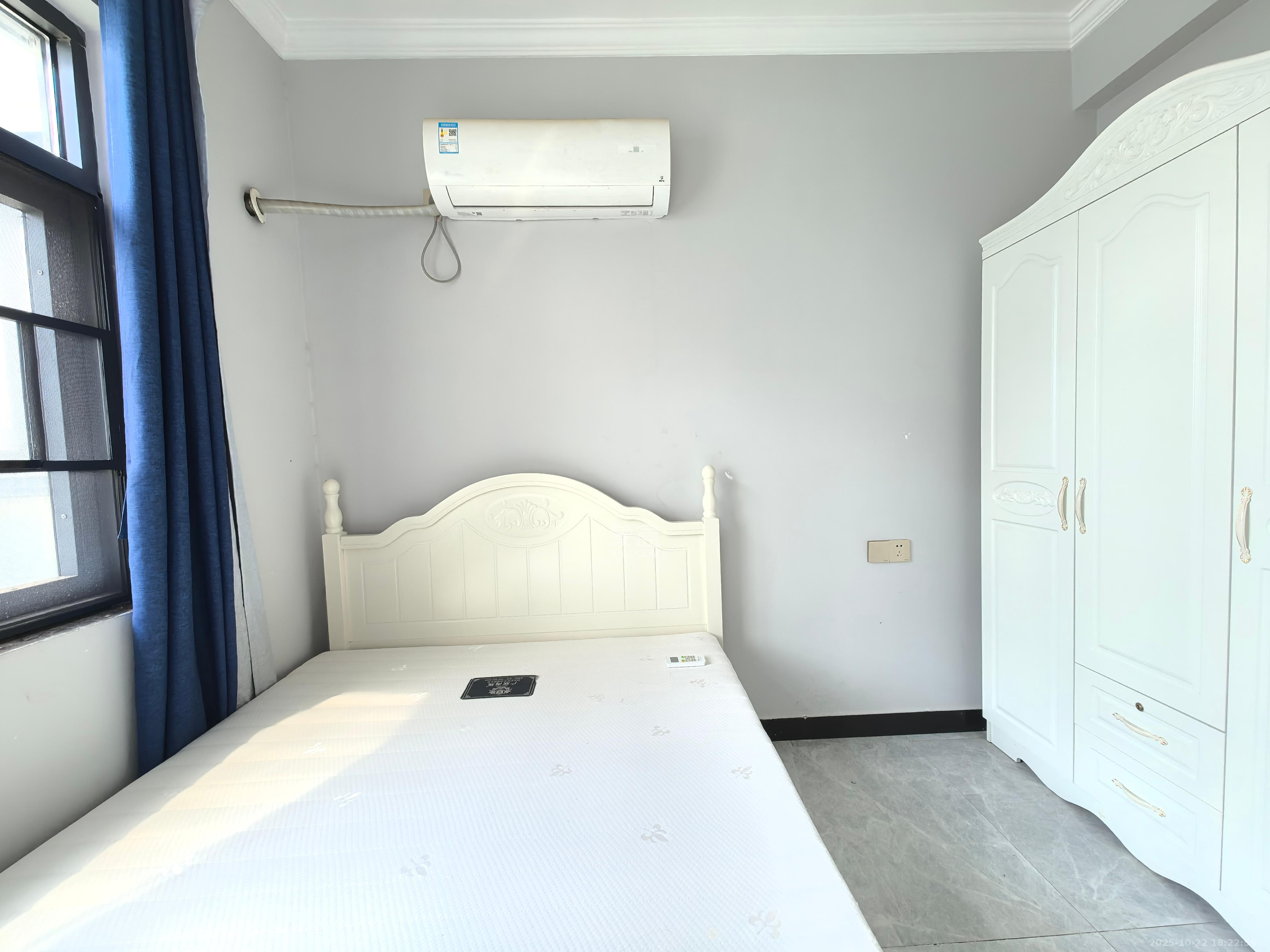 天翼花园(中国电信单位房) 3室2厅2卫 3000.0元/月 天翼花园(中国电信单位房) 3室2厅2卫 3000.0元/月室内图