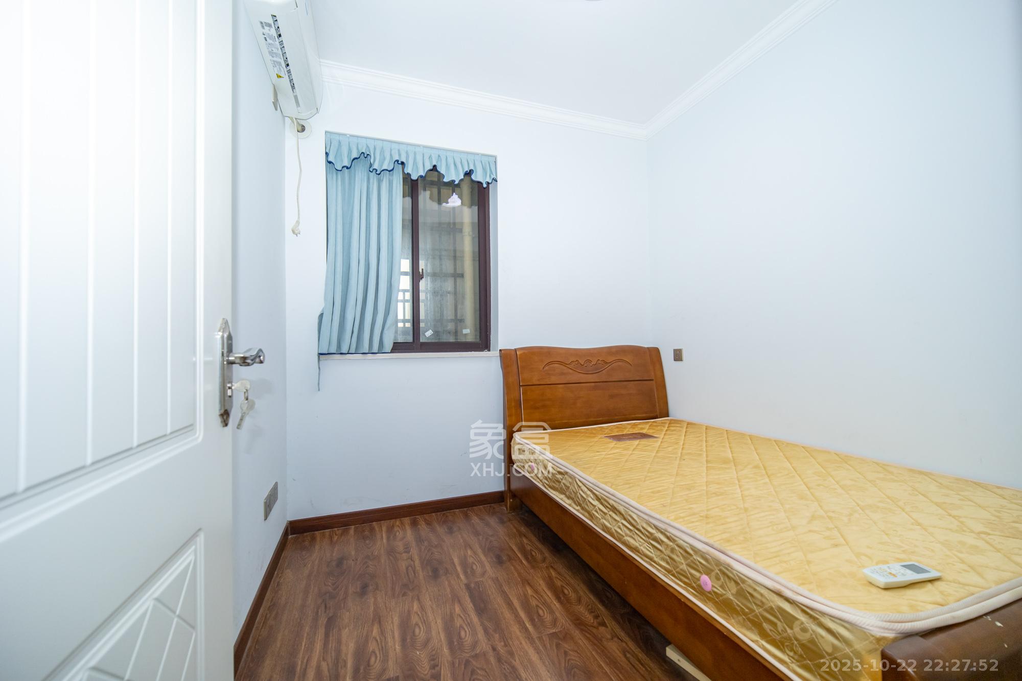 金科时代中心 3室2厅1卫 56.8万 金科时代中心 3室2厅1卫 56.8万卧室