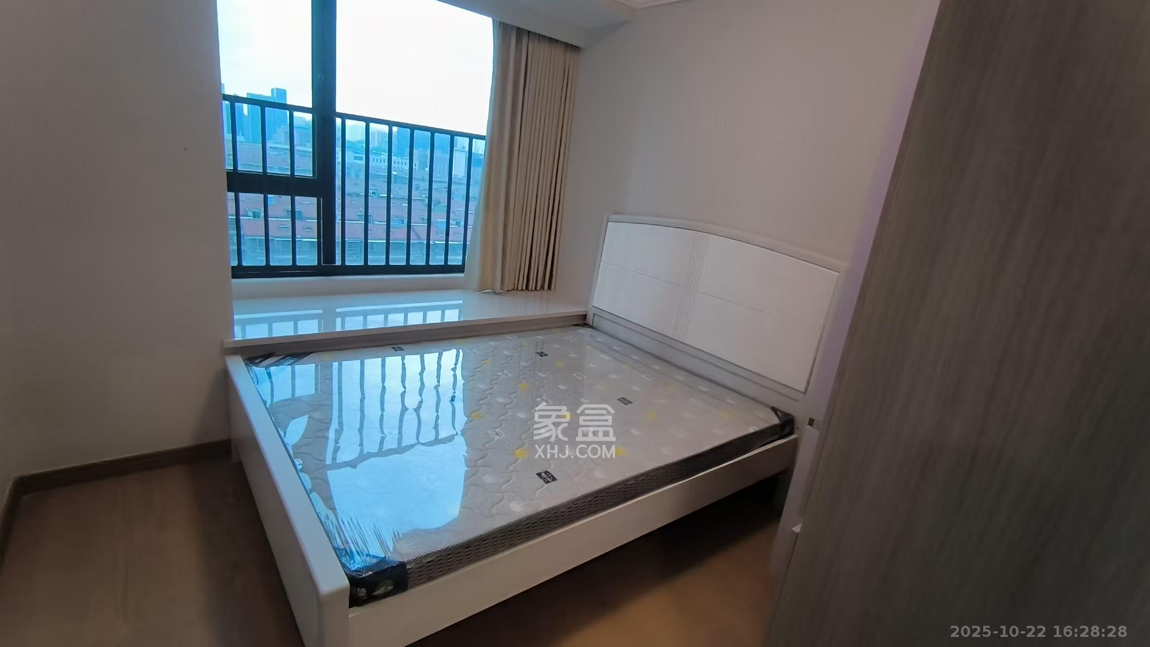 爱家当代境  4室2厅2卫    3500.0元/月室内图