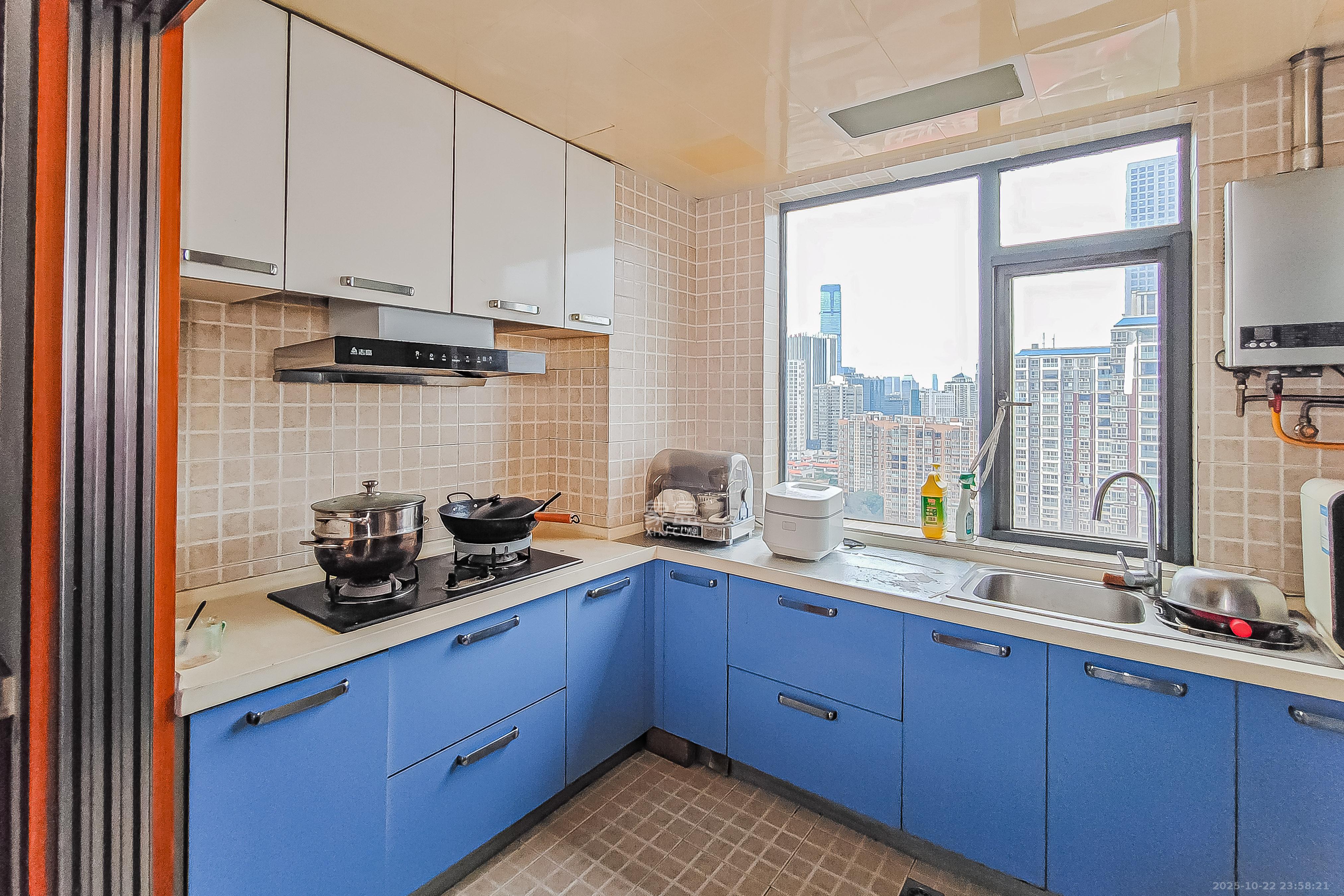 君庭金福苑  2室2厅1卫    88.0万 君庭金福苑  2室2厅1卫    88.0万厨房