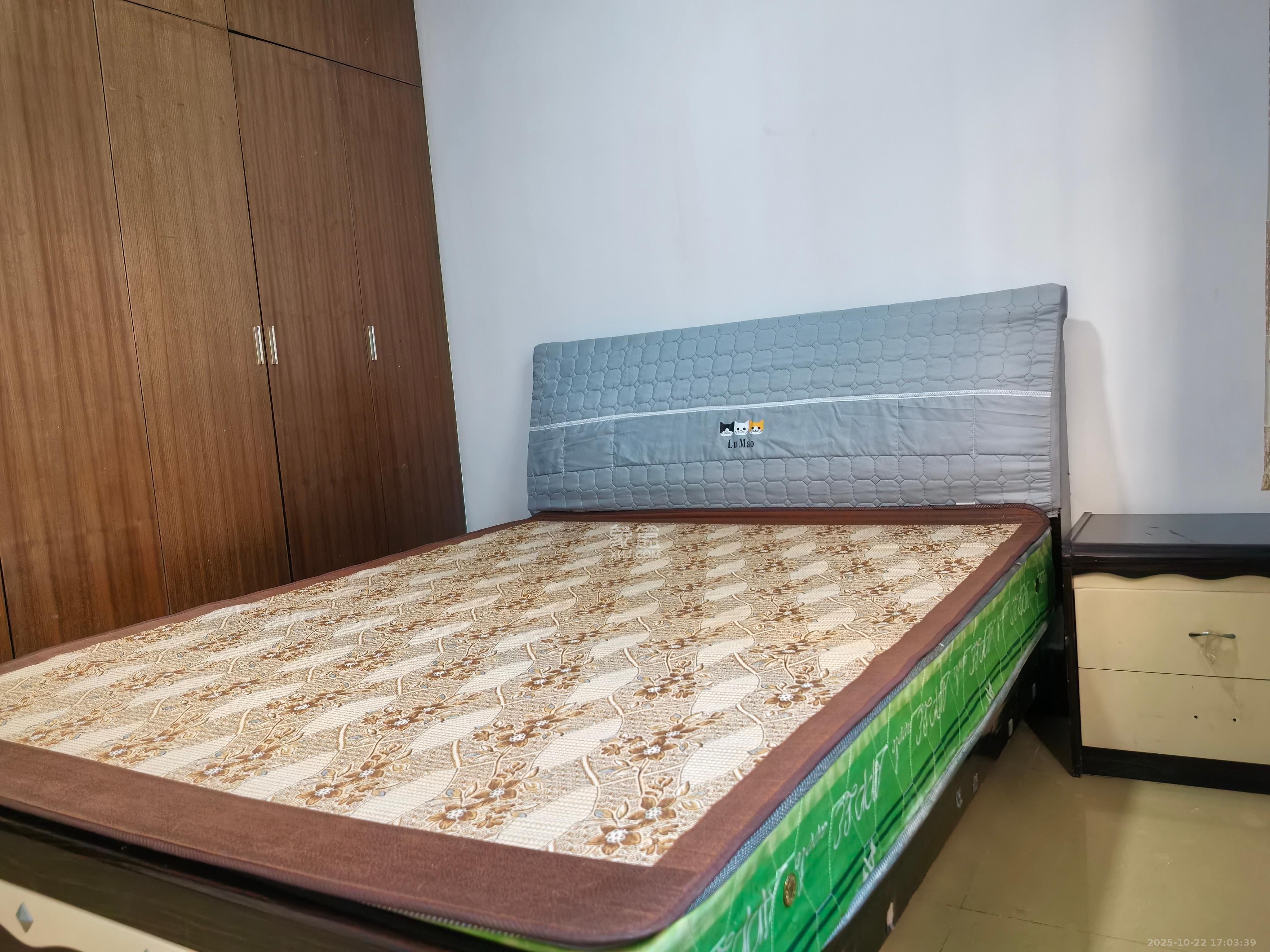 新民小区  2室1厅1卫    2300.0元/月 新民小区  2室1厅1卫    2300.0元/月室内图