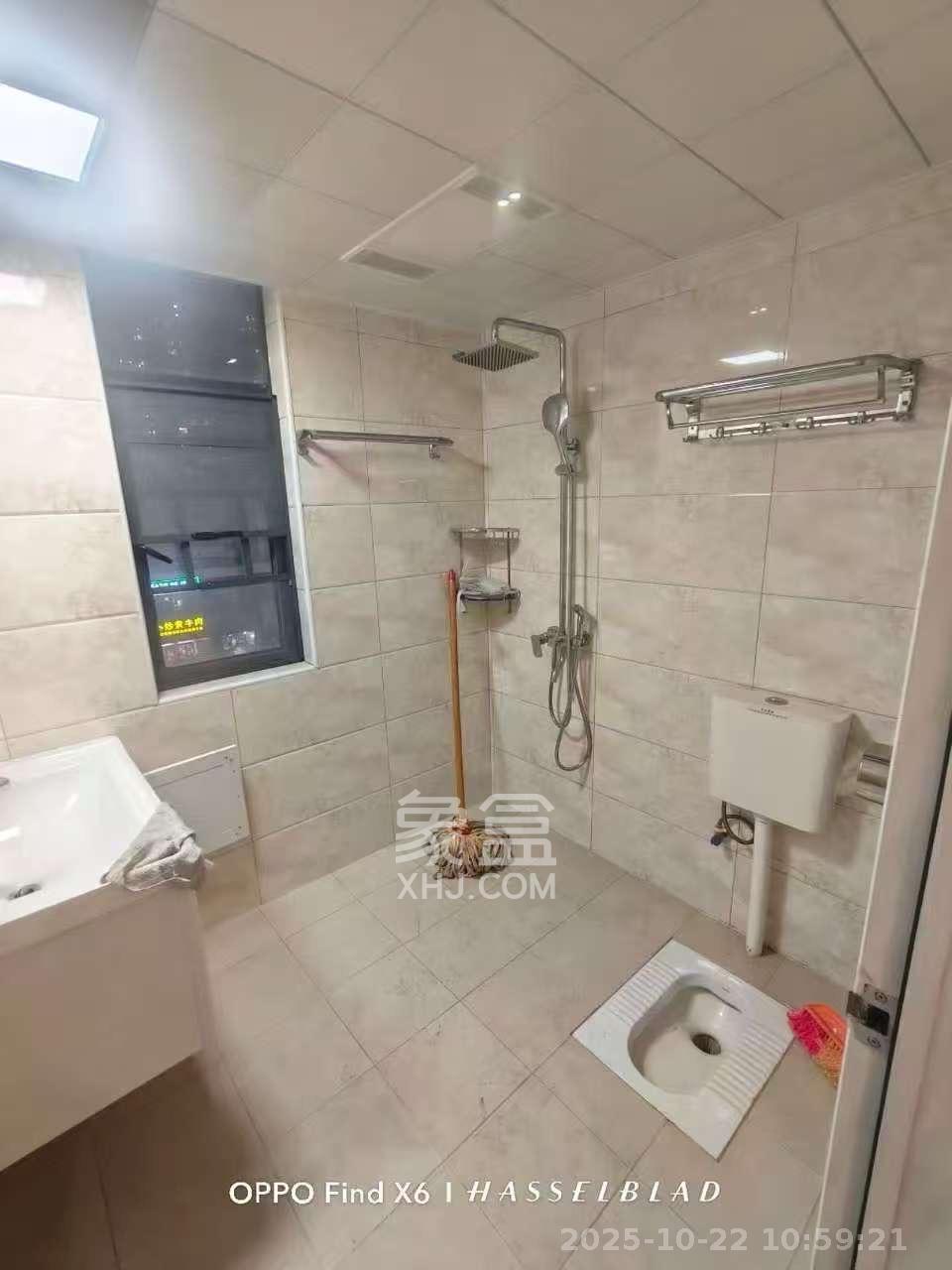 蓝山郡  1室2厅1卫    2800.0元/月 蓝山郡  1室2厅1卫    2800.0元/月室内图