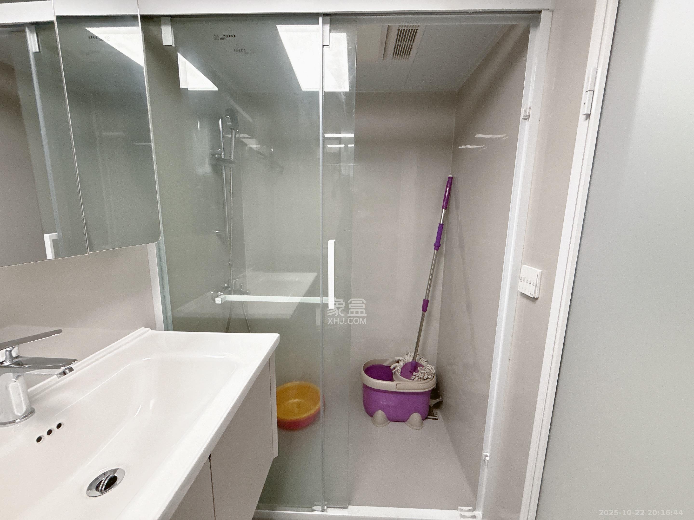 建发养云 2室1厅1卫 2700.0元/月 建发养云 2室1厅1卫 2700.0元/月室内图