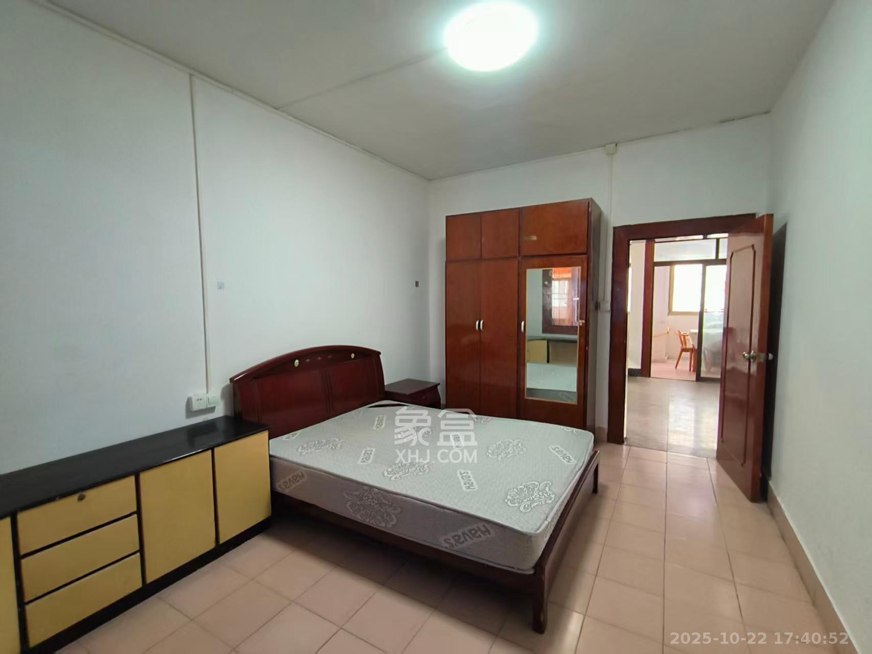 73分局(电信宿舍) 2室2厅1卫 1800.0元/月 73分局(电信宿舍) 2室2厅1卫 1800.0元/月室内图