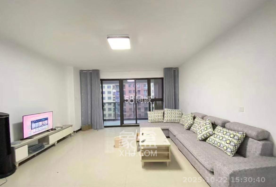 盛隆佳园  4室2厅2卫    3500.0元/月 盛隆佳园  4室2厅2卫    3500.0元/月