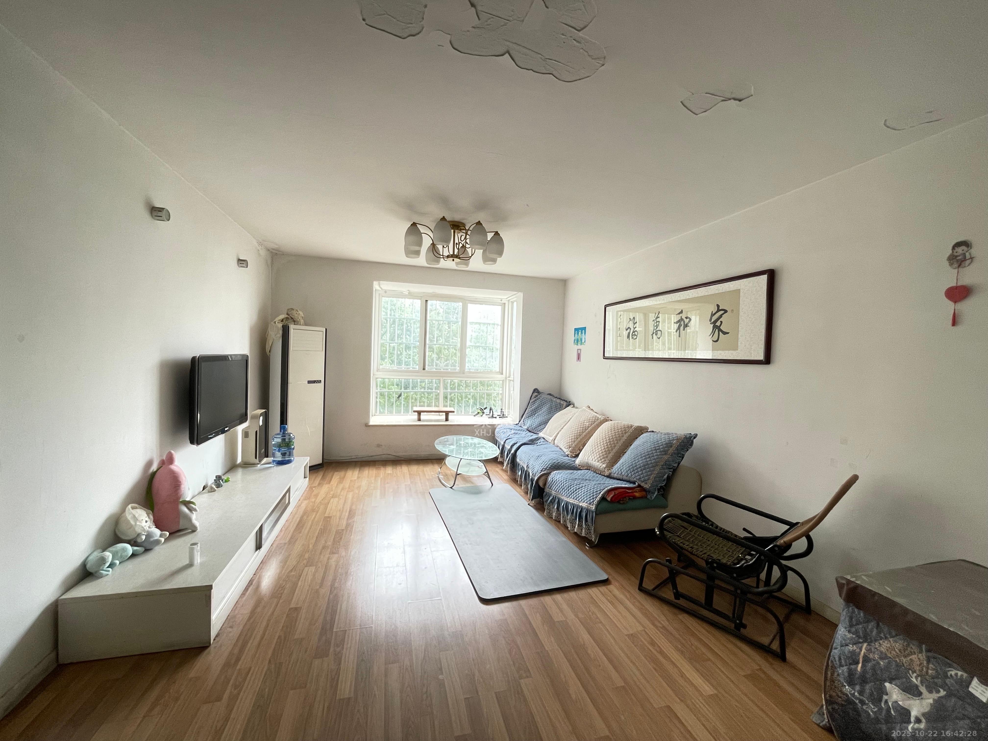 东方名都百草园  2室1厅1卫    1500.0元/月 东方名都百草园  2室1厅1卫    1500.0元/月室内图