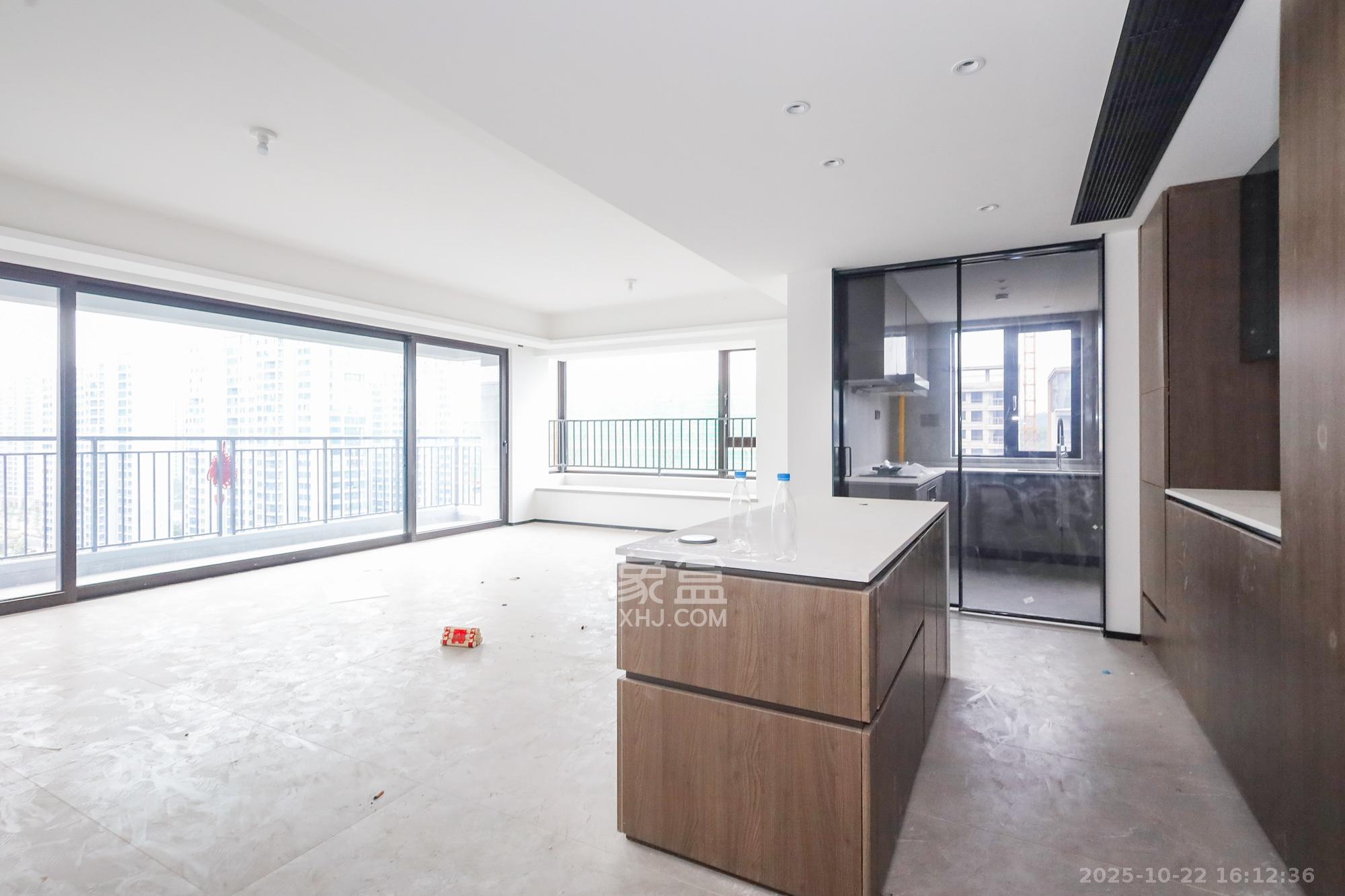 万科森林公园  4室2厅2卫    228.0万 万科森林公园  4室2厅2卫    228.0万其他