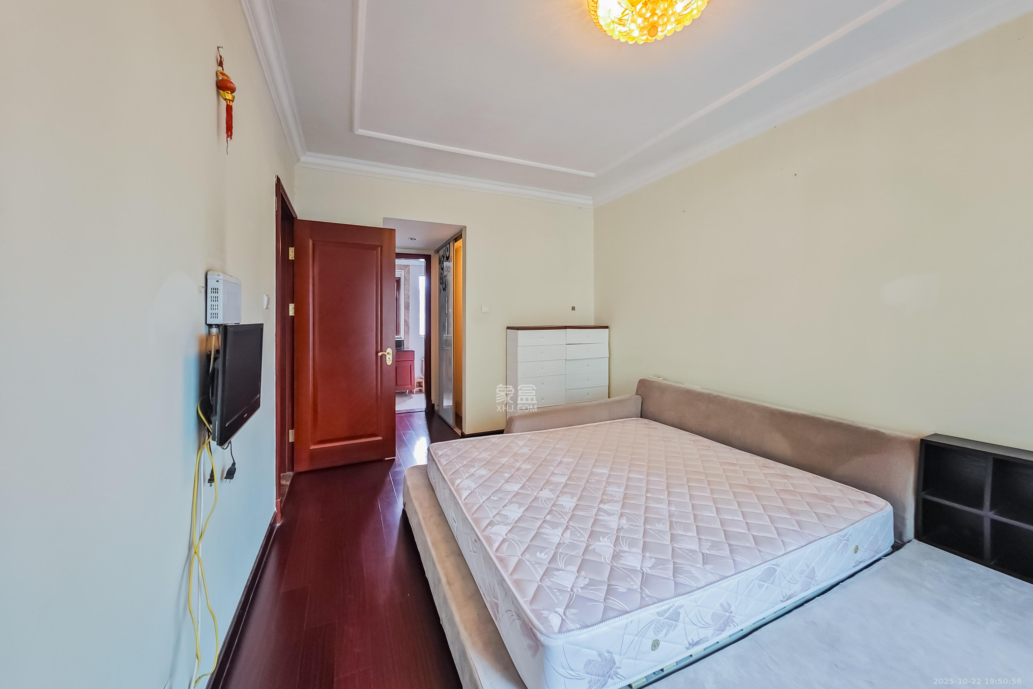 恒大绿洲 3室2厅2卫 108.0万 恒大绿洲 3室2厅2卫 108.0万其他