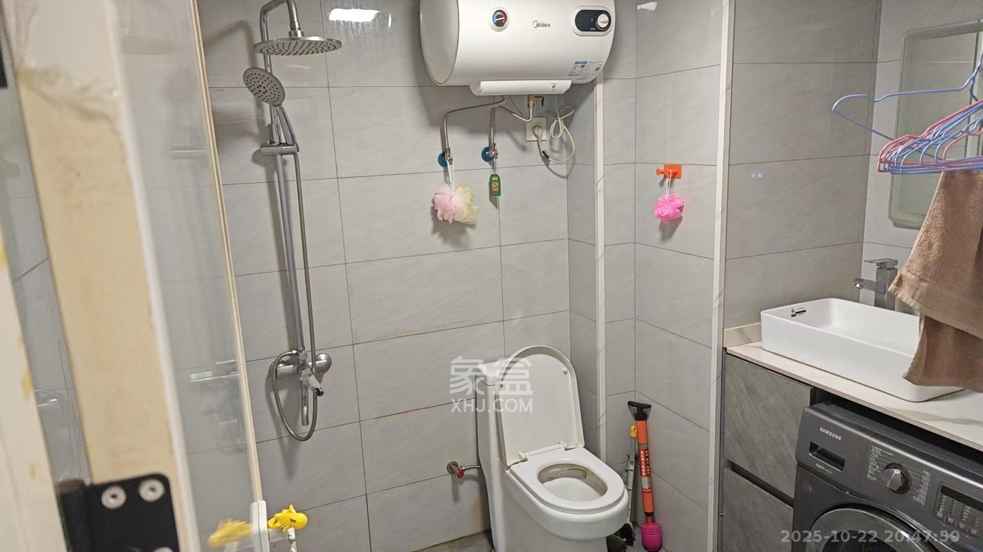 保利香槟国际  1室0厅0卫    1600.0元/月室内图