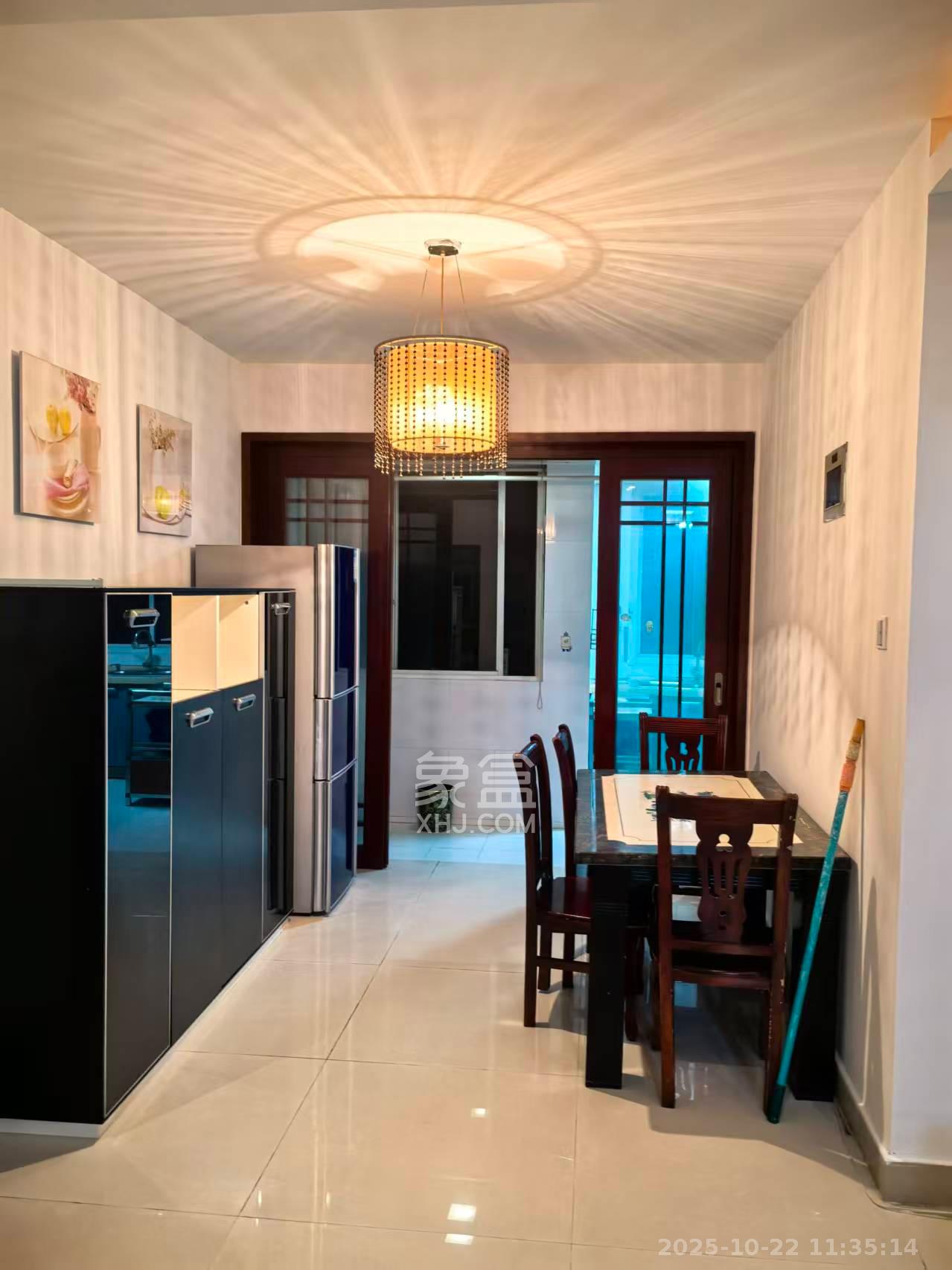 福乐康城  3室2厅2卫    2600.0元/月室内图