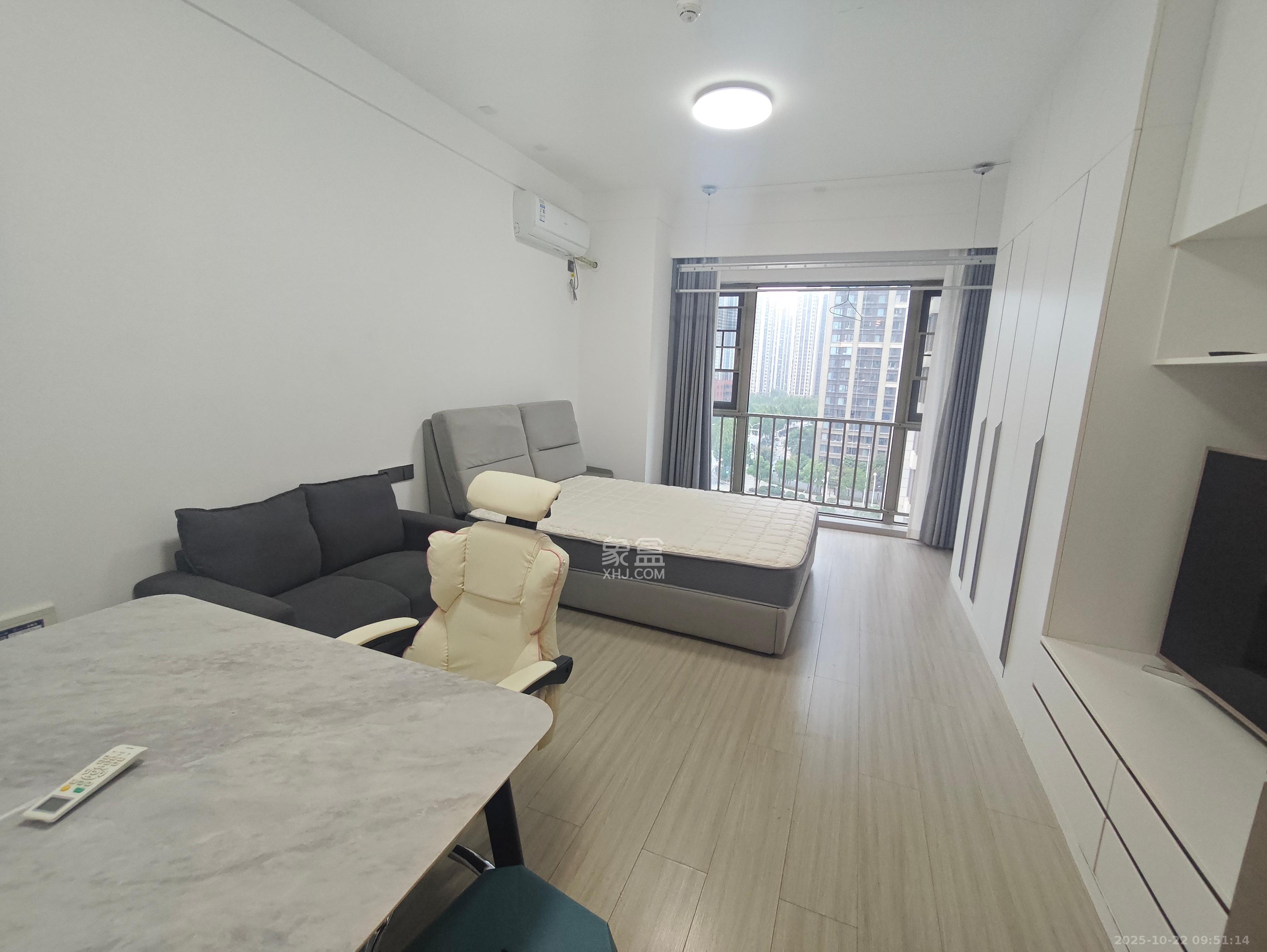 梅溪华府(新城金茂梦想华府)  1室1厅1卫    1800.0元/月 梅溪华府(新城金茂梦想华府)  1室1厅1卫    1800.0元/月室内图