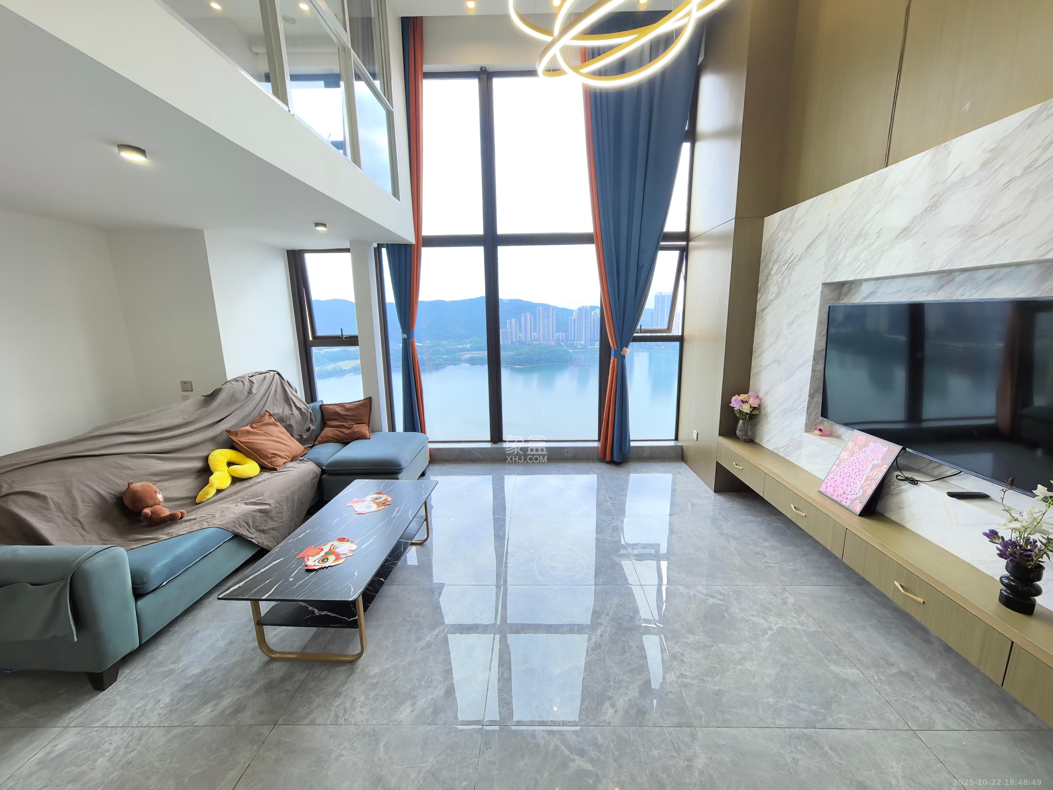 达美溪湖湾  2室1厅1卫    3200.0元/月 达美溪湖湾  2室1厅1卫    3200.0元/月室内图