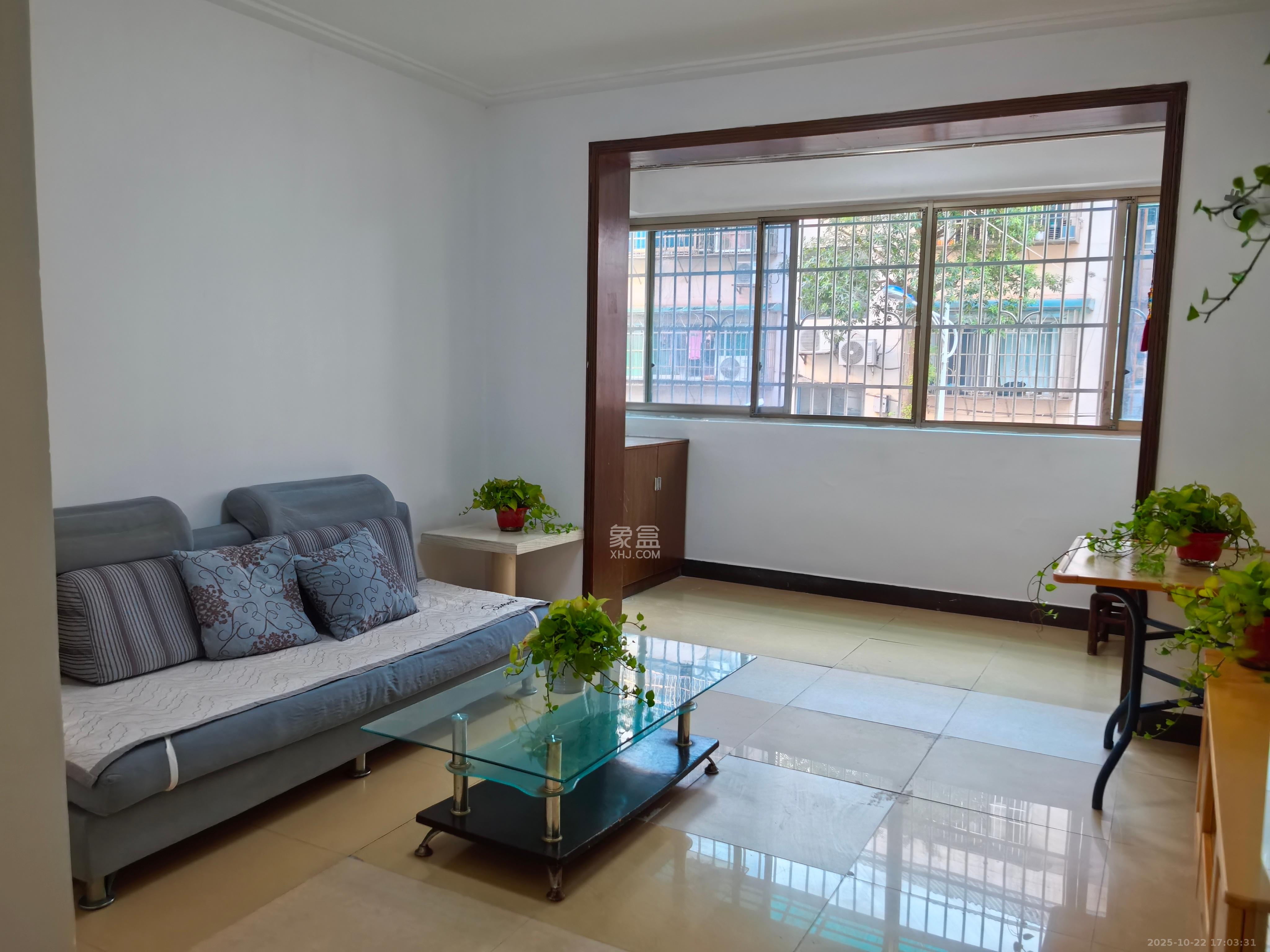 新民小区  2室1厅1卫    2300.0元/月 新民小区  2室1厅1卫    2300.0元/月