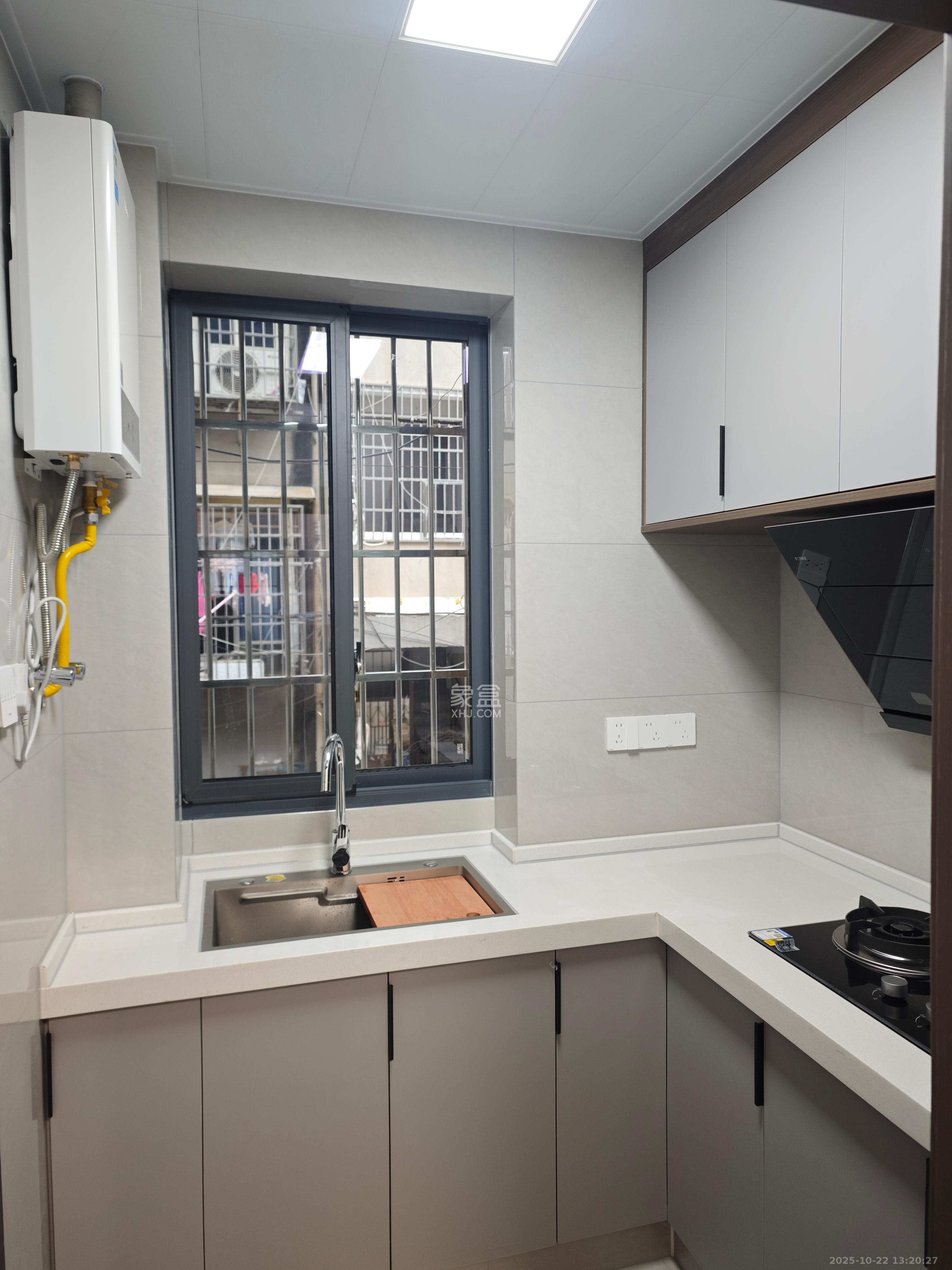 向韶村  3室1厅1卫    2800.0元/月