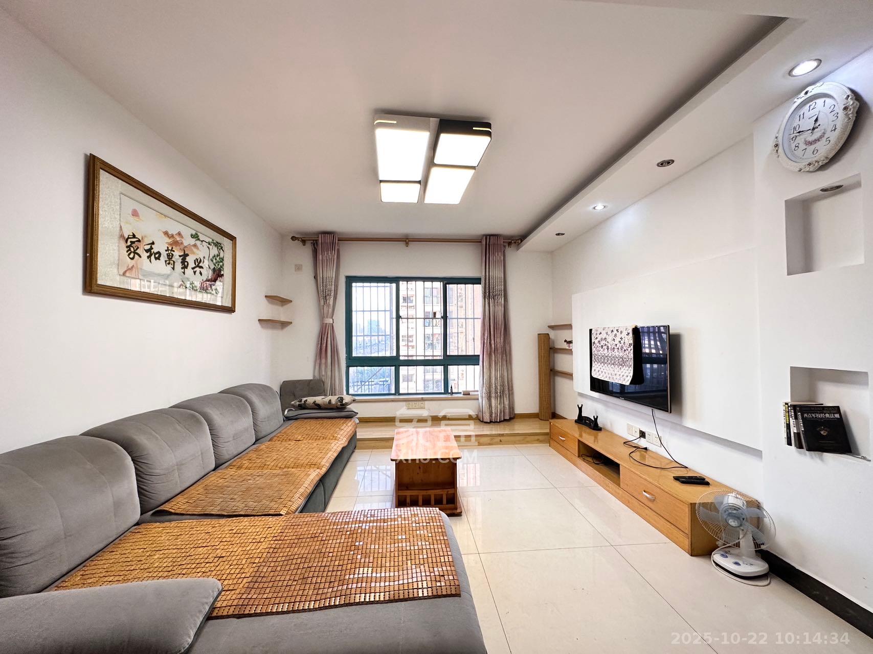 蝴蝶谷  3室1厅1卫    1600.0元/月