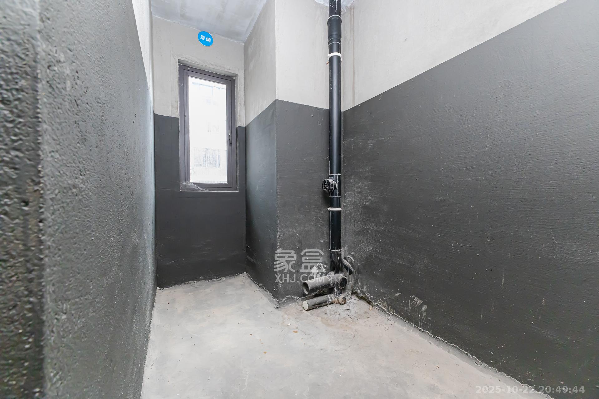 时代建发和著  4室2厅2卫    450.0万 时代建发和著  4室2厅2卫    450.0万卫生间