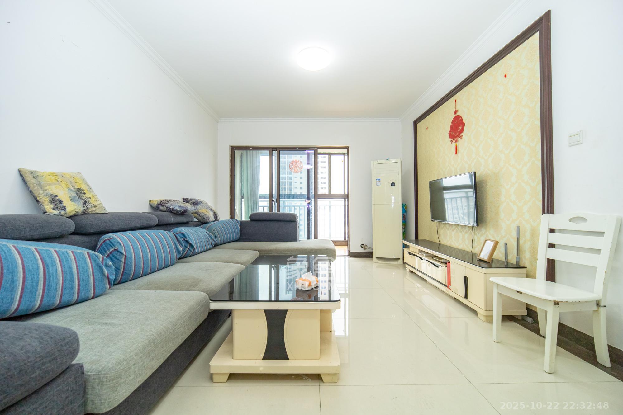 新长海广场  2室2厅1卫    42.8万 新长海广场  2室2厅1卫    42.8万