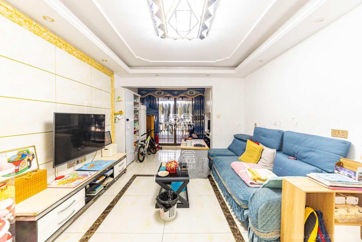 国泰九龙湾 3室2厅2卫 88.8万 国泰九龙湾 3室2厅2卫 88.8万客厅