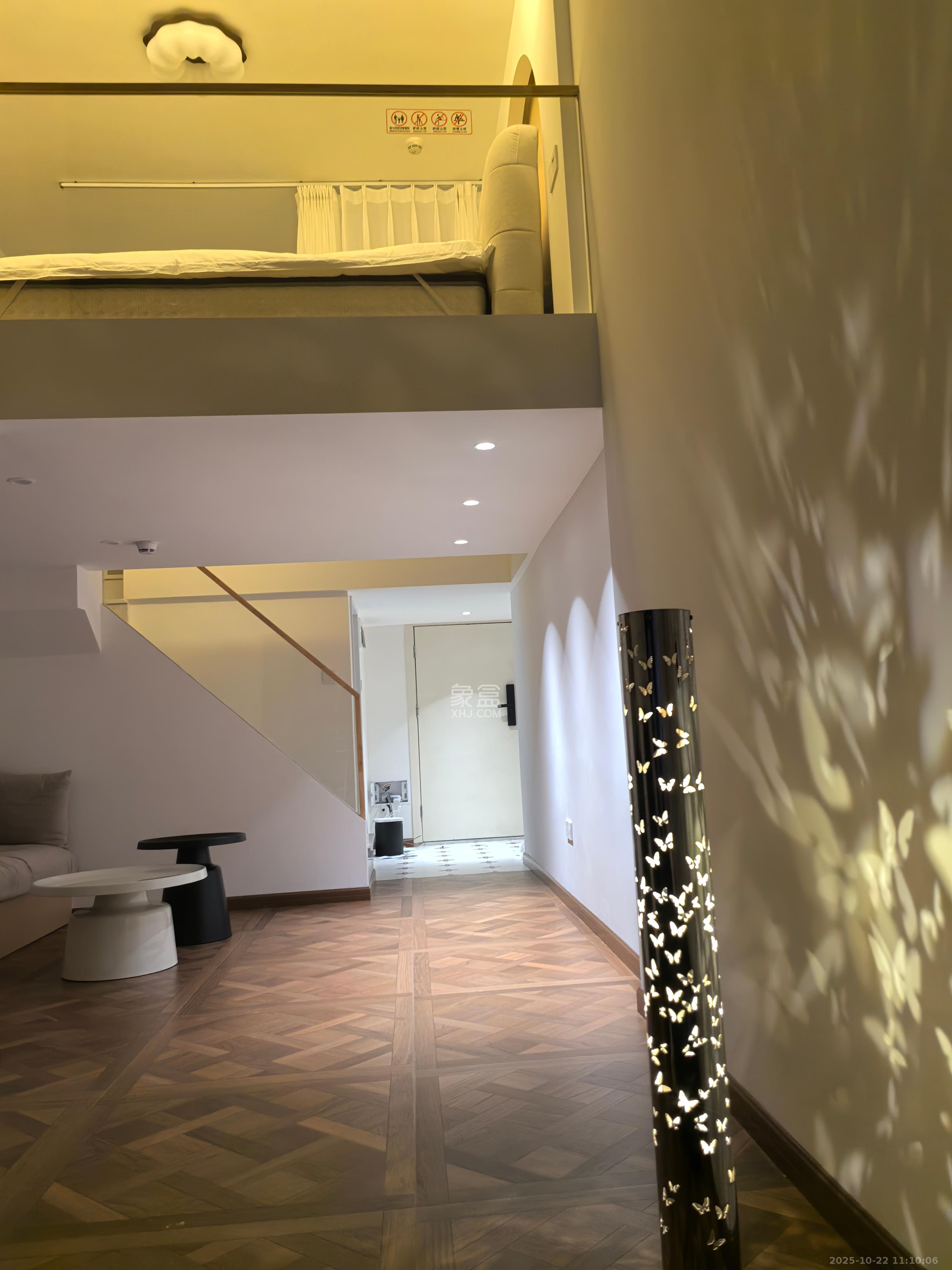 华远云玺公寓  2室2厅2卫    8500.0元/月 华远云玺公寓  2室2厅2卫    8500.0元/月室内图