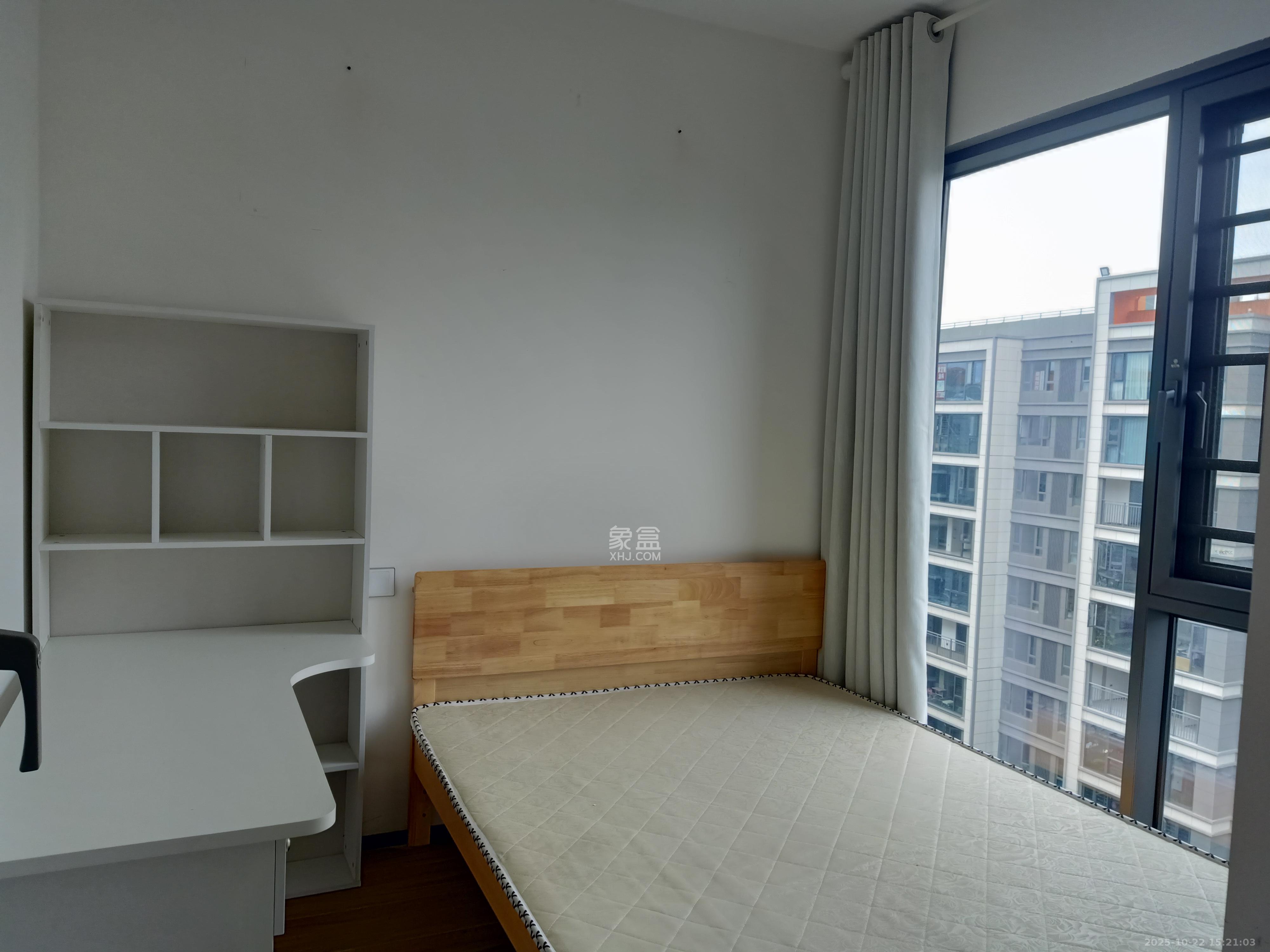 中海寰宇天下 4室2厅2卫 3600.0元/月 中海寰宇天下 4室2厅2卫 3600.0元/月室内图