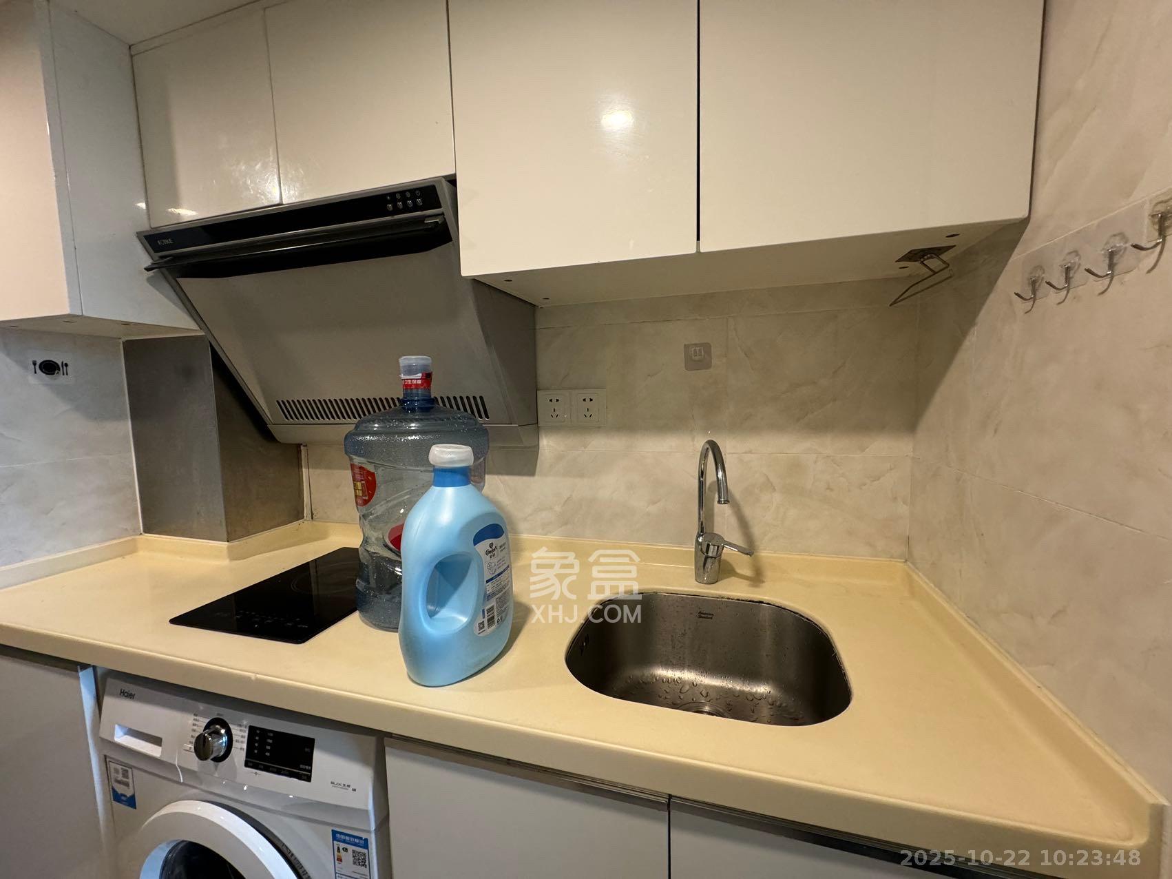 卓越浅水湾  1室1厅1卫    1800.0元/月 卓越浅水湾  1室1厅1卫    1800.0元/月室内图