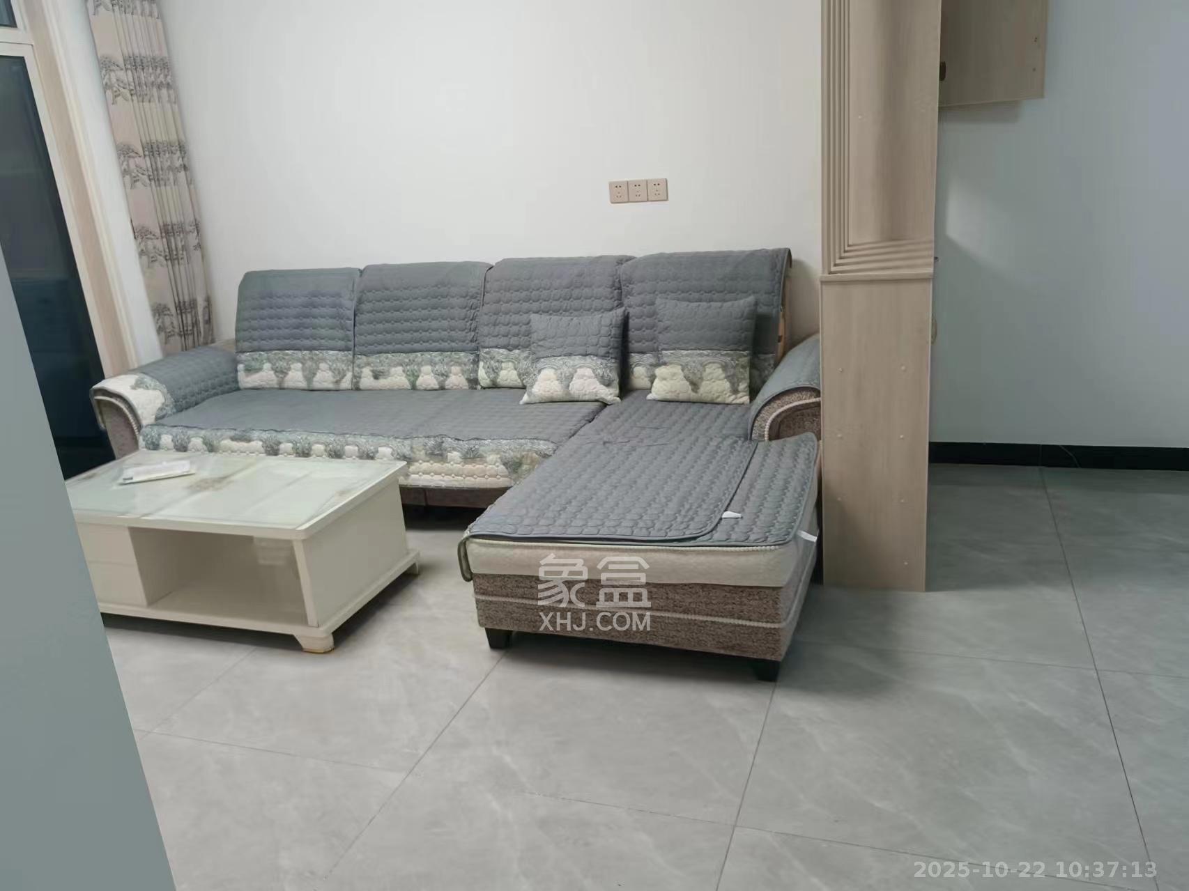 美麓阳光  3室2厅1卫    2500.0元/月室内图