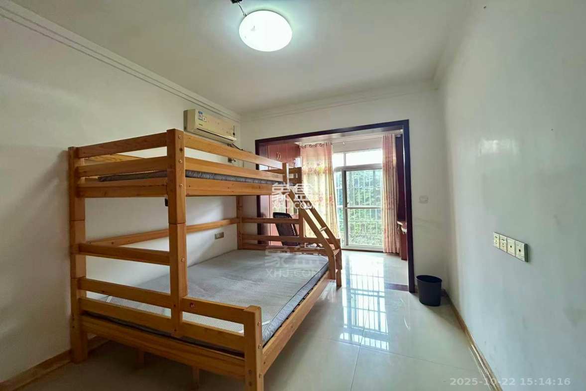 颐景园3期协力小区 3室2厅2卫 1600.0元/月 颐景园3期协力小区 3室2厅2卫 1600.0元/月室内图