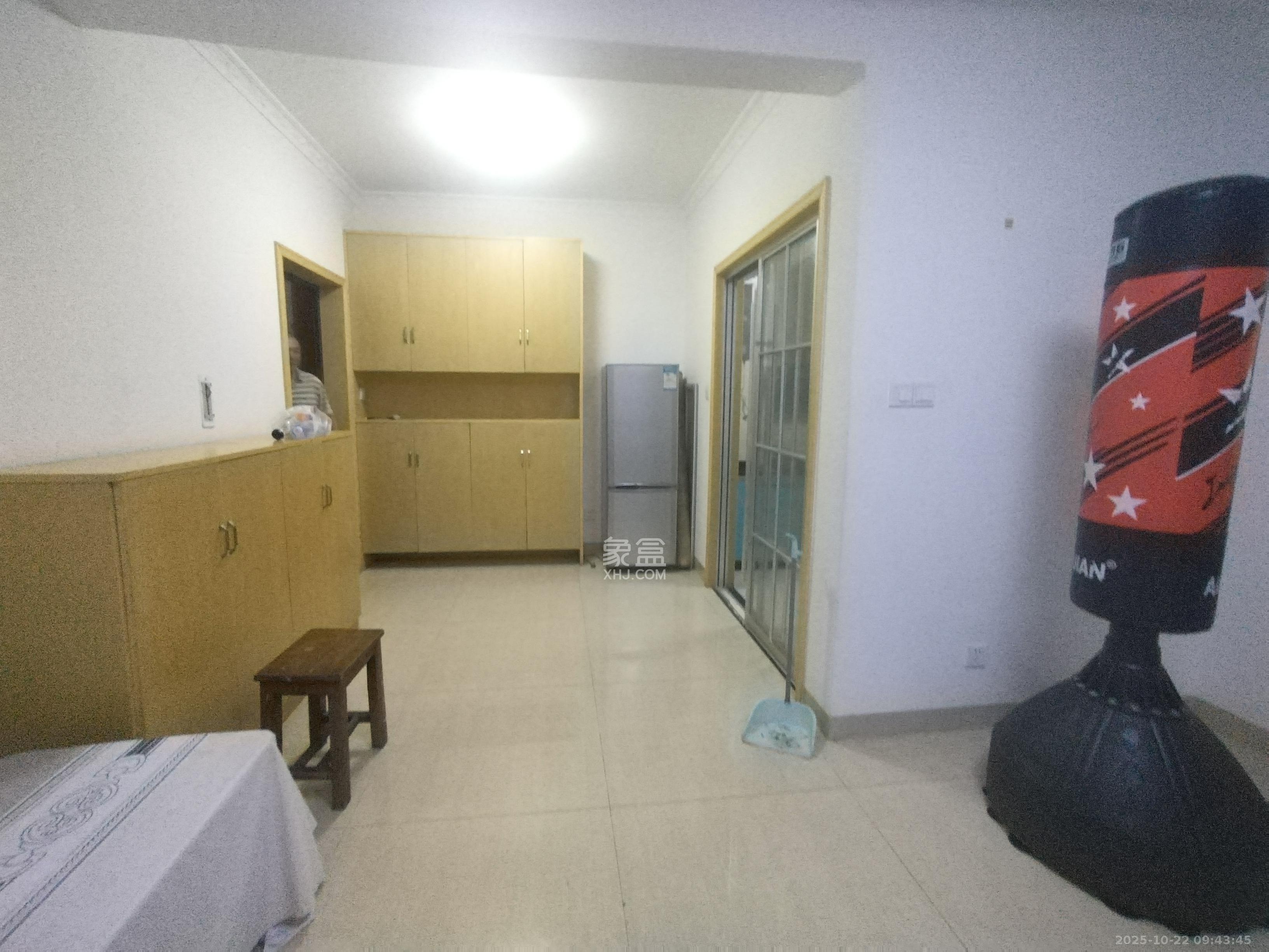 谷山庭院二期  2室2厅1卫    1600.0元/月室内图