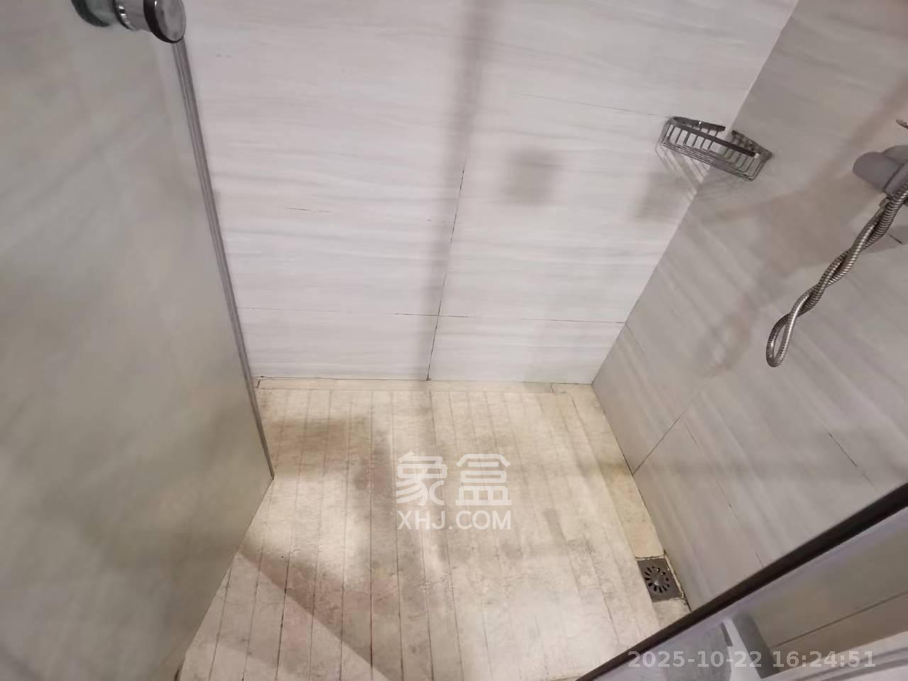 恒大翡翠华庭  1室1厅1卫    1800.0元/月室内图