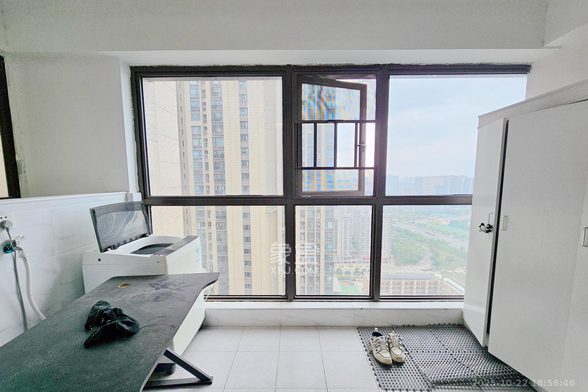 明昇壹城（明昇时代广场）二期  4室2厅2卫    172.0万其他