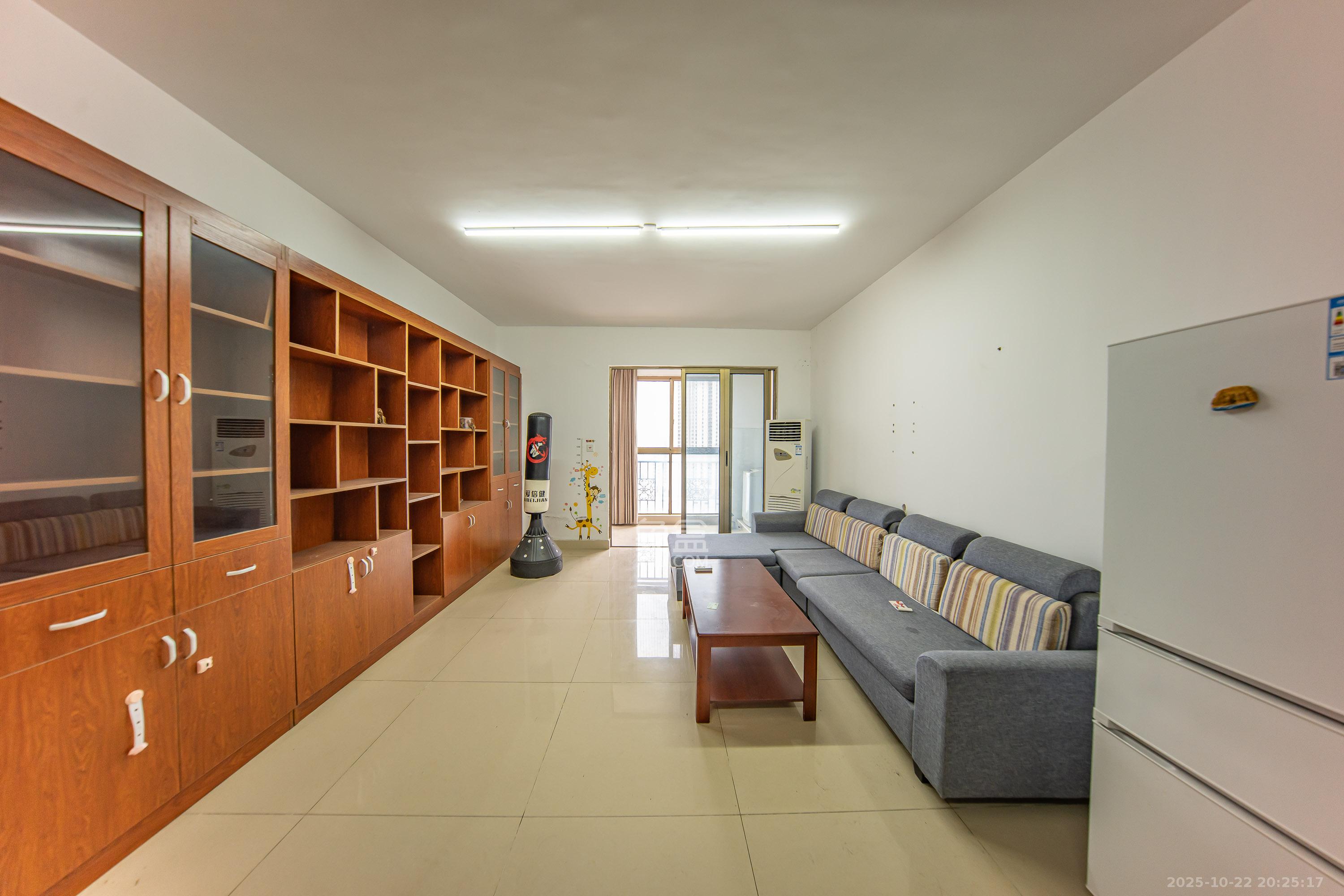 江山帝景雅典  2室2厅1卫    86.8万客厅