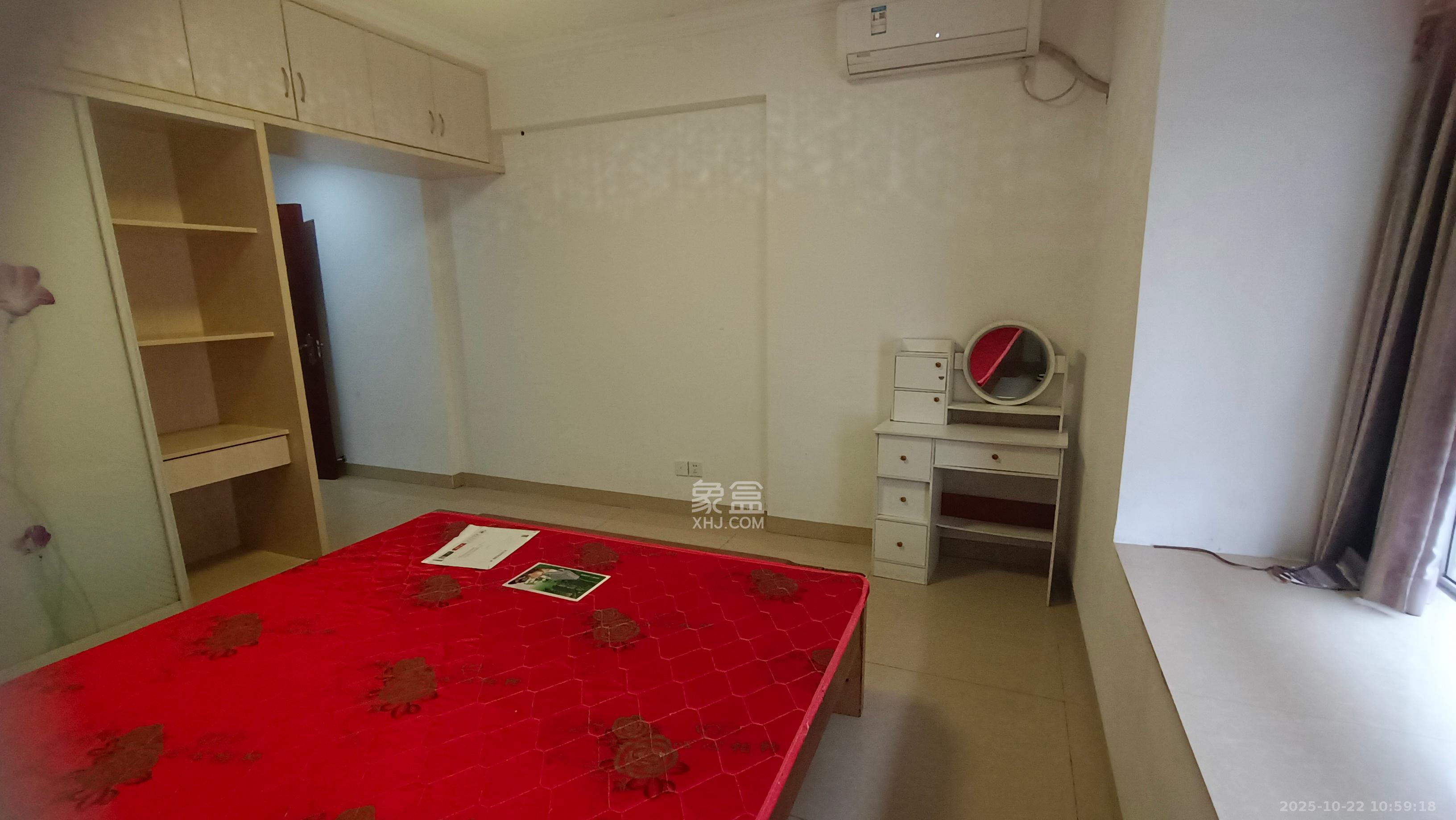 星城新宇月雅苑（月塘小区）  3室2厅2卫    2300.0元/月室内图