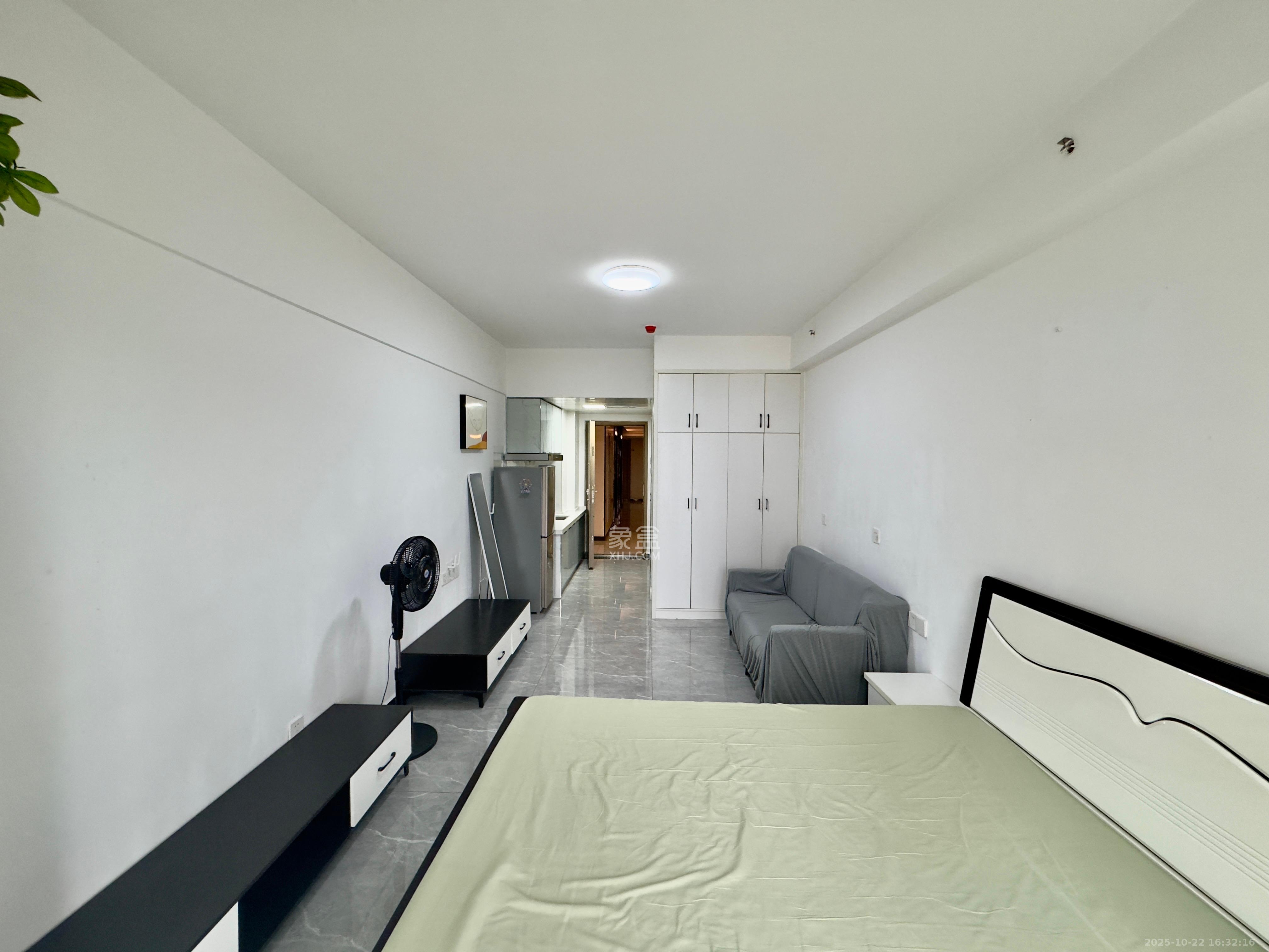 金地铂悦  1室1厅1卫    1200.0元/月室内图