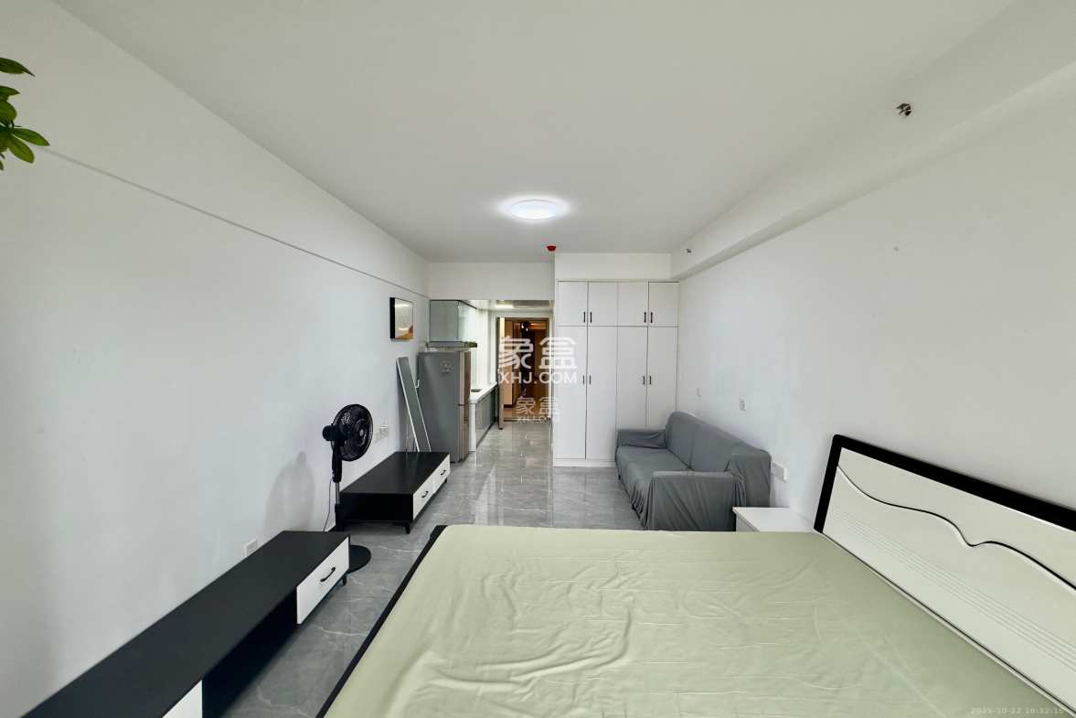 金地铂悦 1室1厅1卫 1200.0元/月 金地铂悦 1室1厅1卫 1200.0元/月室内图