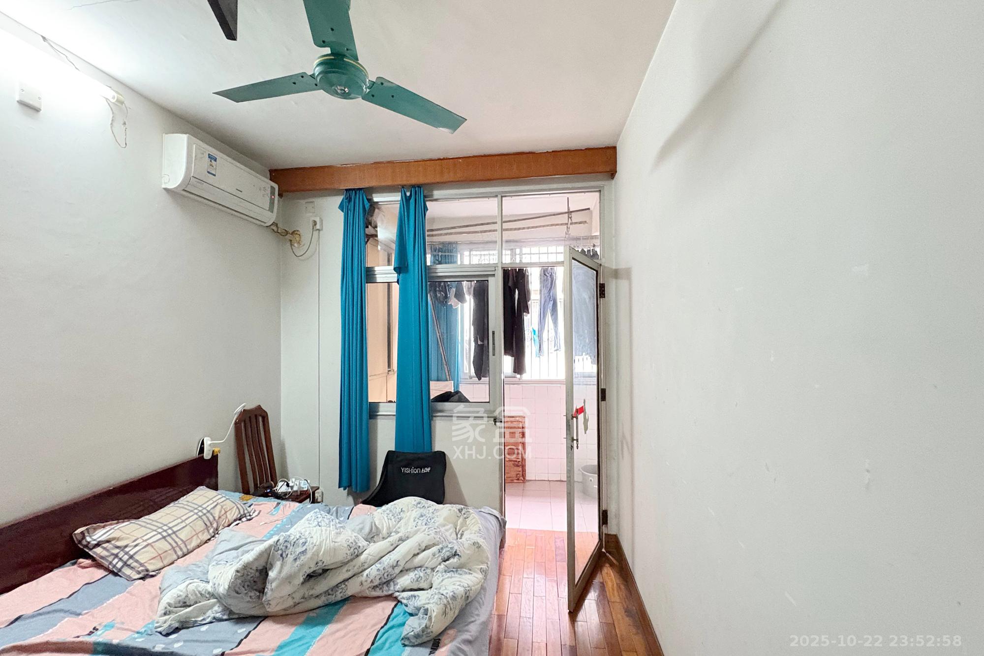 省建苑小区  3室1厅1卫    55.0万卧室