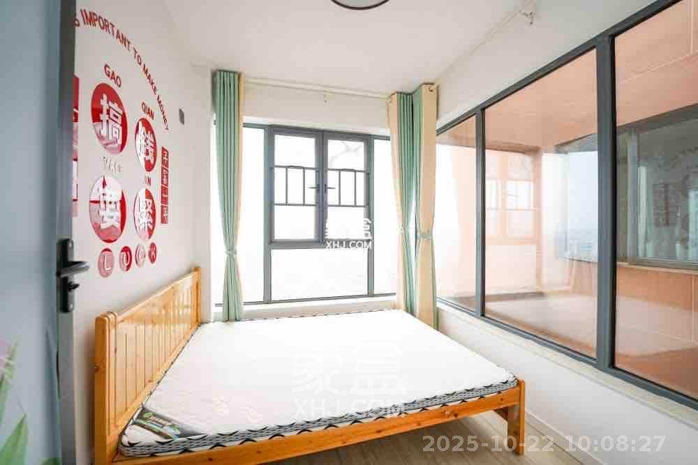 五矿万境蓝山  3室2厅1卫    2100.0元/月 五矿万境蓝山  3室2厅1卫    2100.0元/月室内图