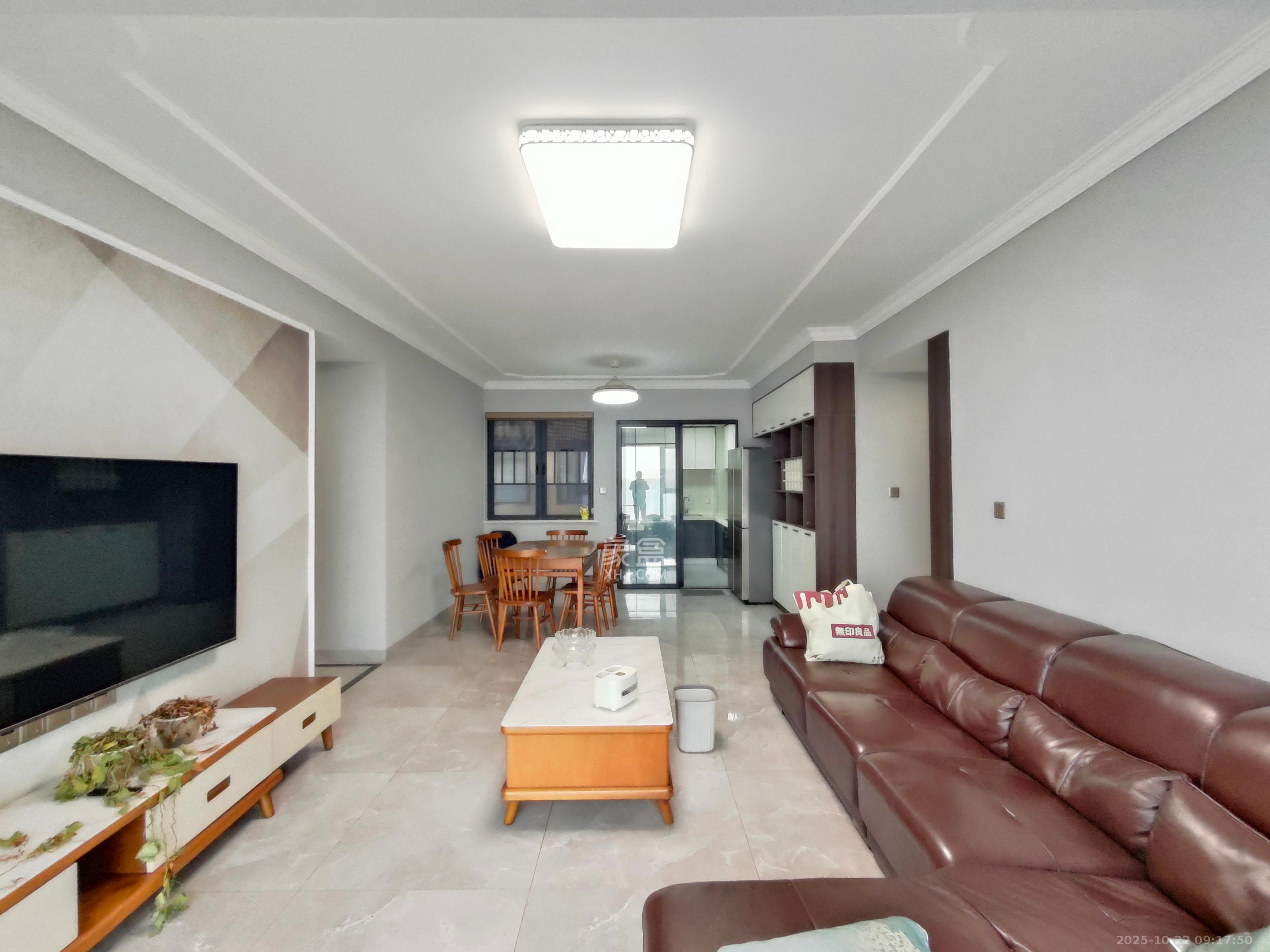 红星怡景苑(红星臻和苑)  3室1厅2卫    2850.0元/月 红星怡景苑(红星臻和苑)  3室1厅2卫    2850.0元/月室内图