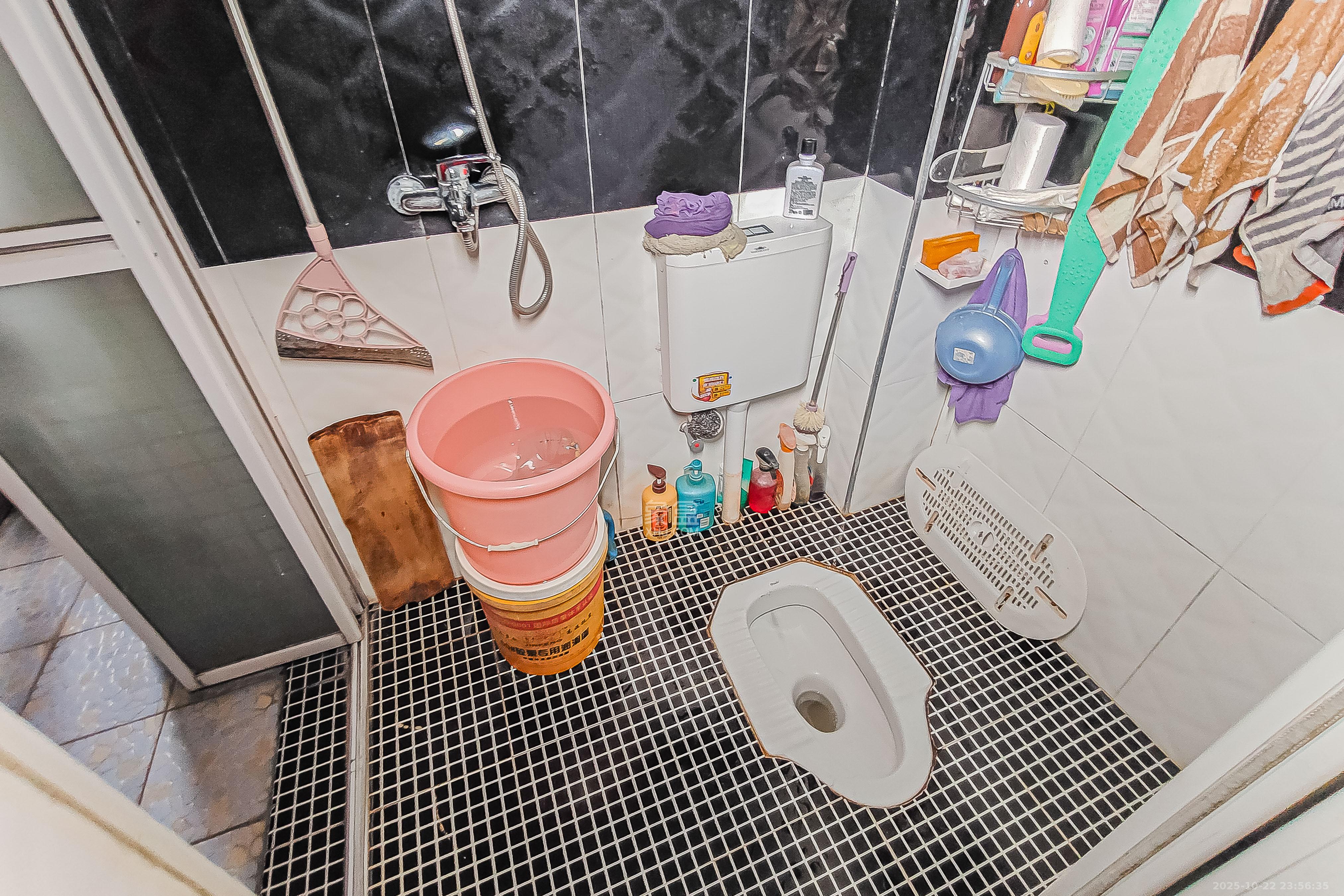 白沙晶城  2室1厅1卫    48.0万卫生间