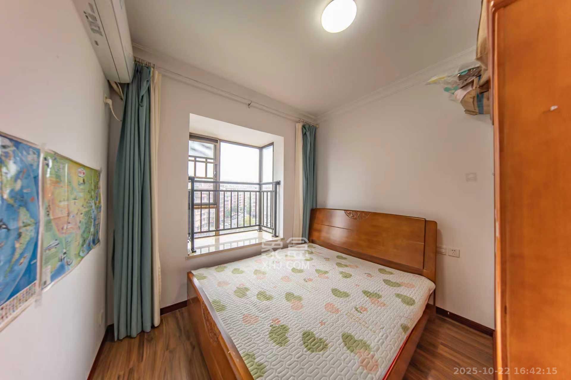 江山帝景哈佛  3室2厅1卫    2300.0元/月 江山帝景哈佛  3室2厅1卫    2300.0元/月室内图