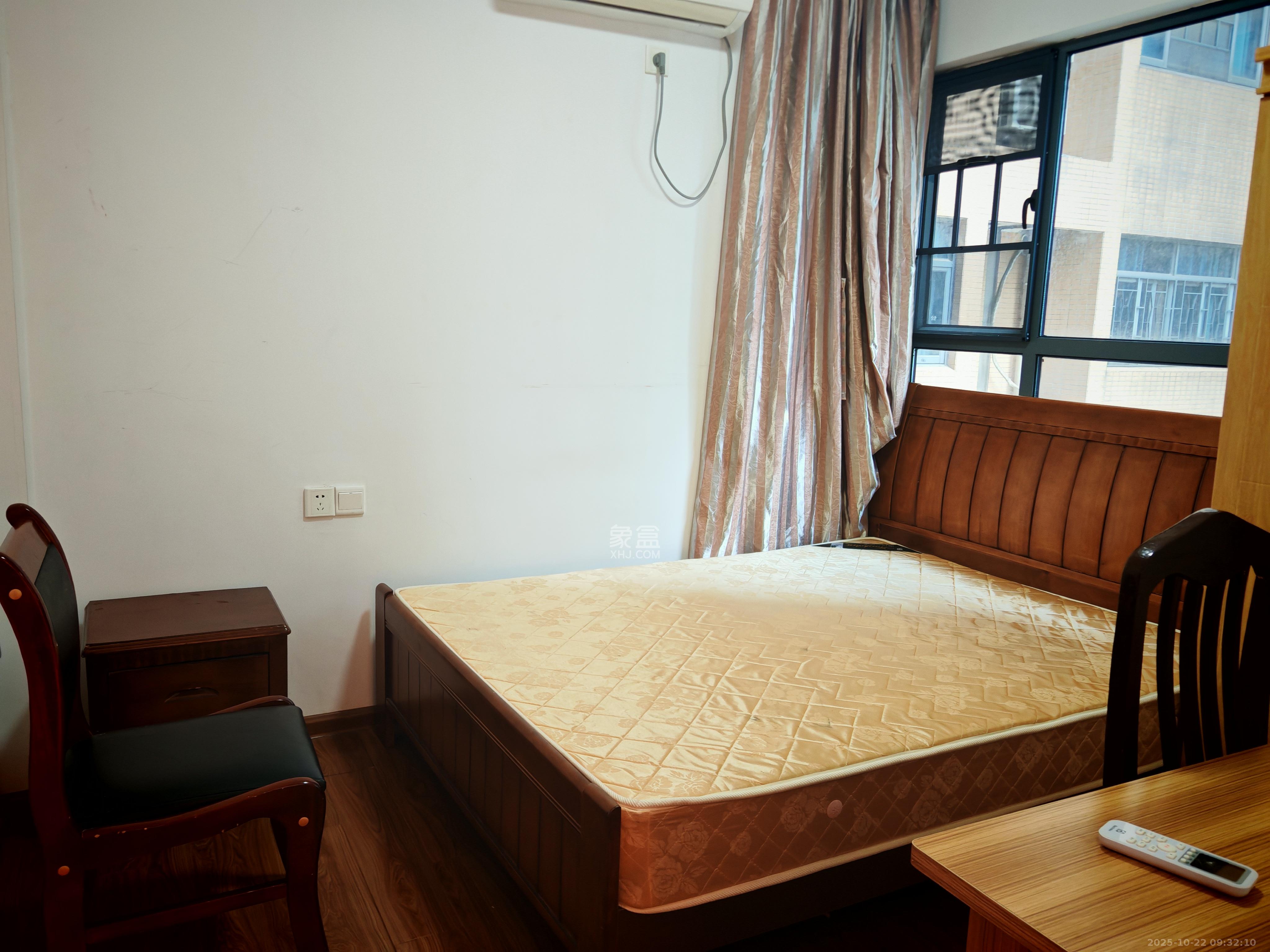 杜鹃文苑  2室2厅1卫    1800.0元/月 杜鹃文苑  2室2厅1卫    1800.0元/月室内图