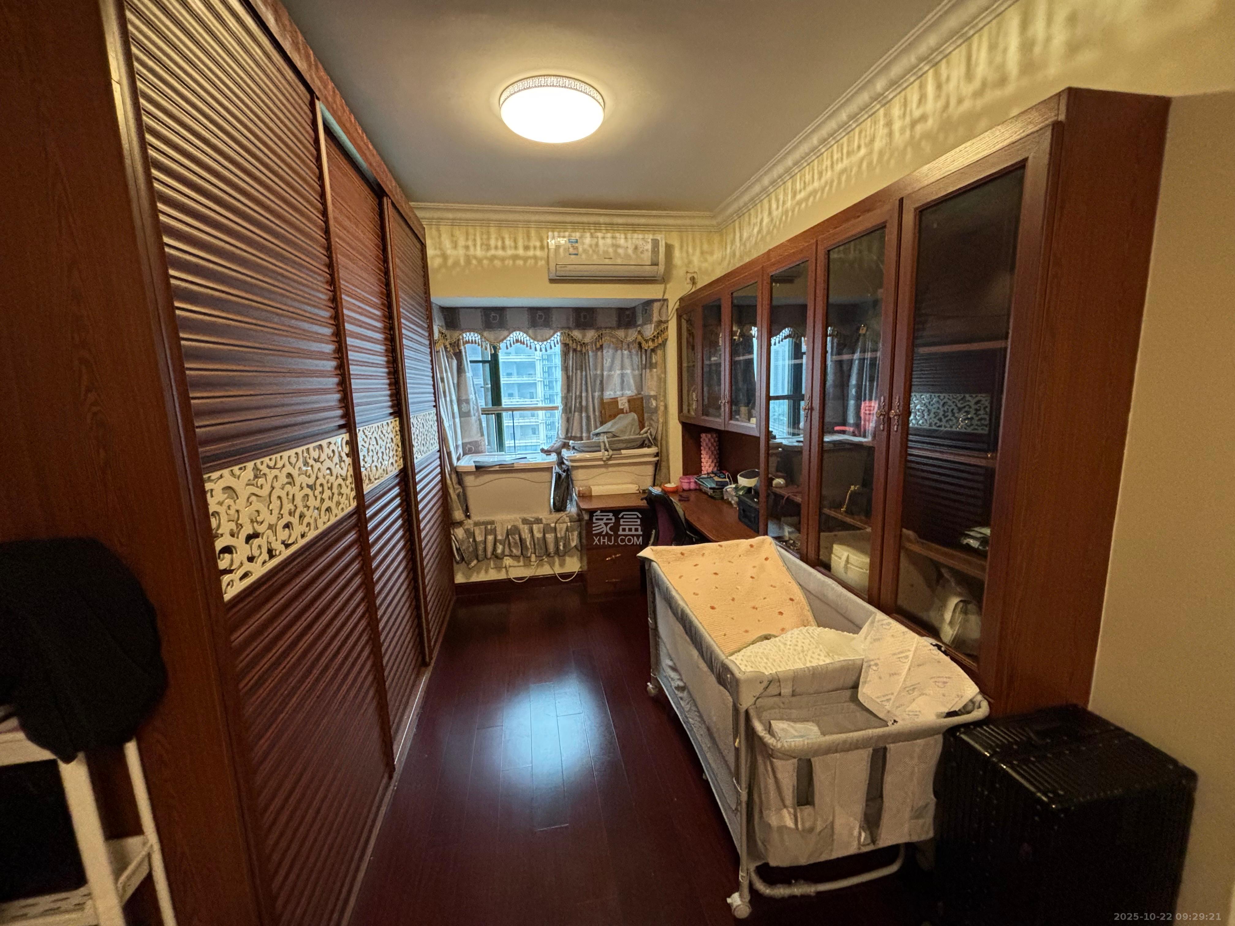 恒大绿洲  3室2厅2卫    2600.0元/月室内图