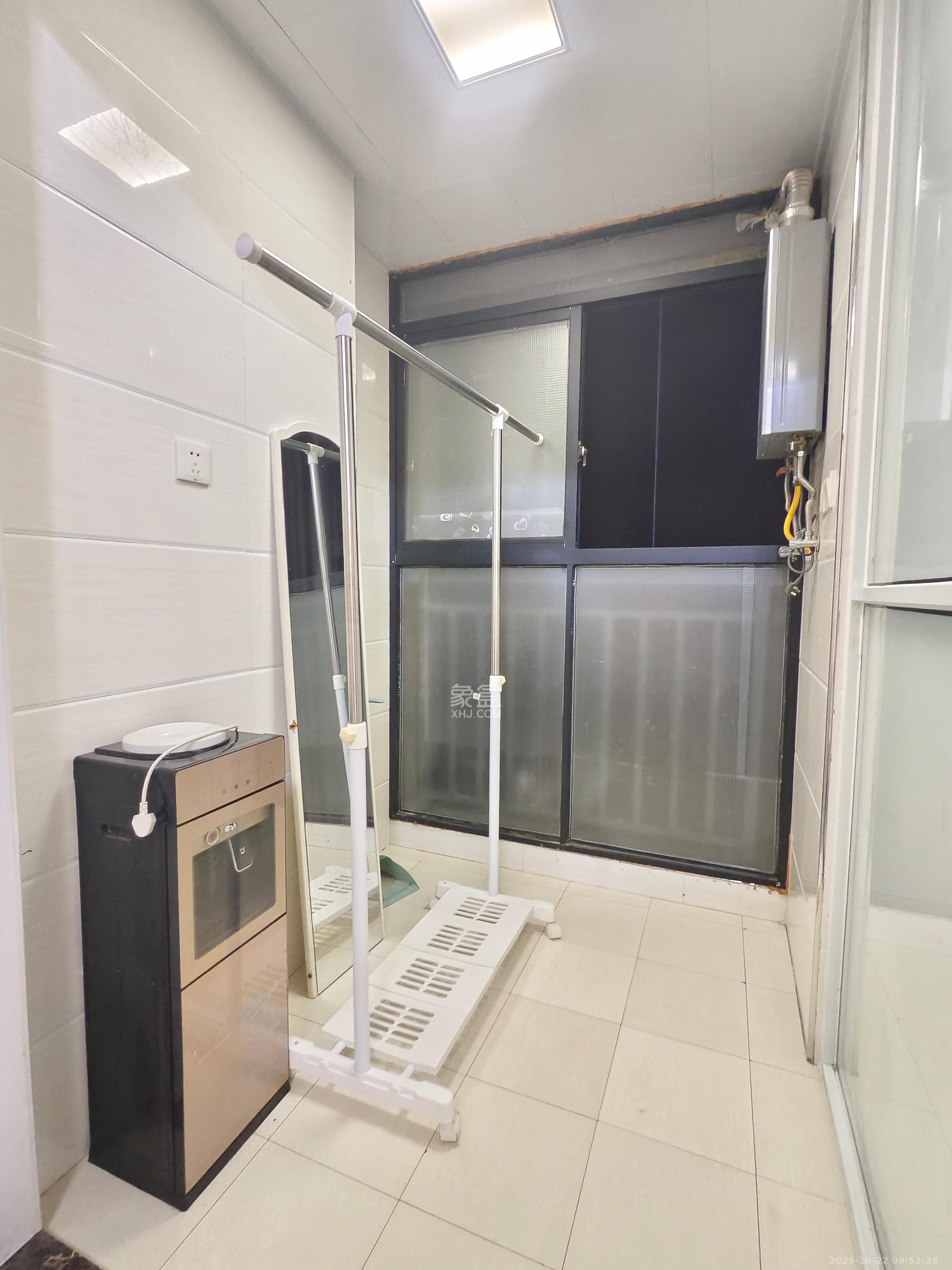 爵士湘 1室1厅1卫 950.0元/月 爵士湘 1室1厅1卫 950.0元/月室内图