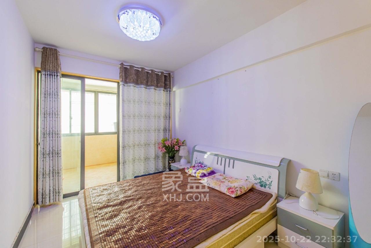 幸福里润城（幸福里二期）  4室2厅2卫    2500.0元/月室内图